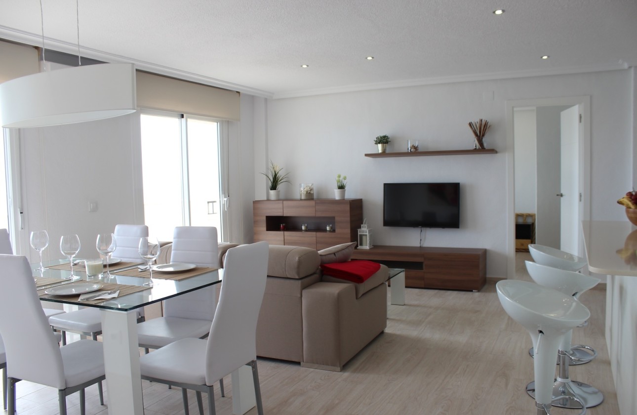 Sprzedaż - Apartament / Mieszkanie -
Mil Palmeras - Costa Blanca