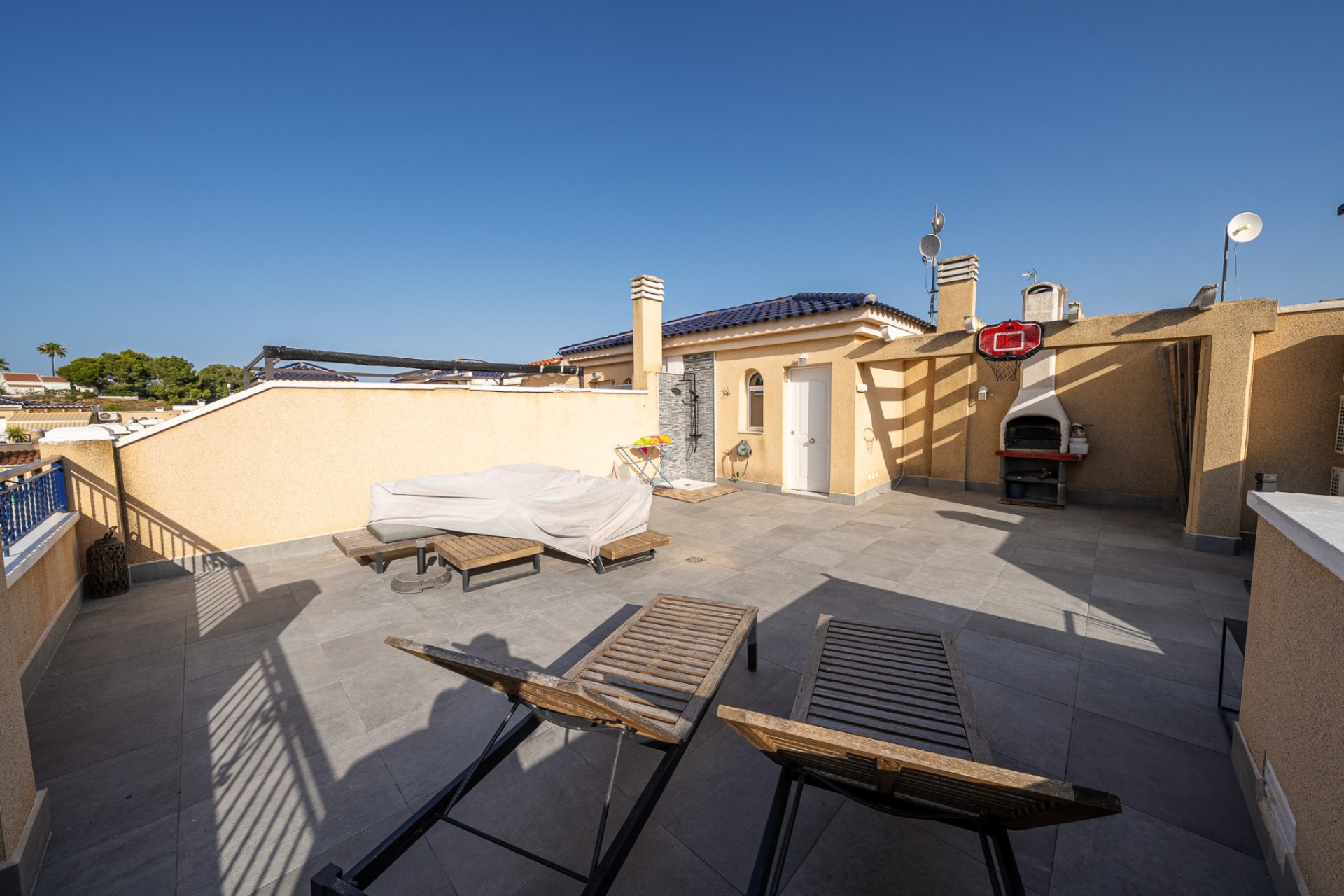 Sprzedaż - Apartament / Mieszkanie -
Mil Palmeras - Riomar