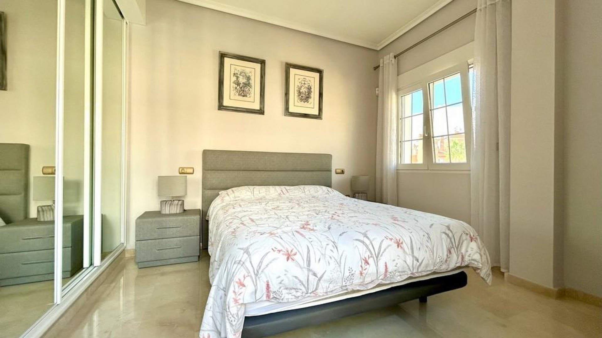 Sprzedaż - Apartament mieszkanie -
Orihuela Costa - Aguamarina