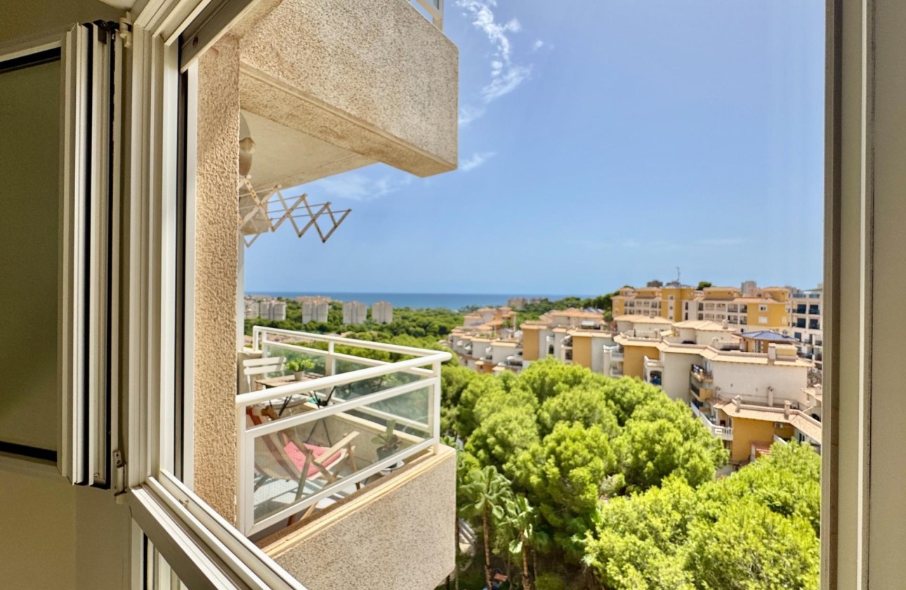 Sprzedaż - Apartament / Mieszkanie -
Orihuela Costa - Altos de Campoamor