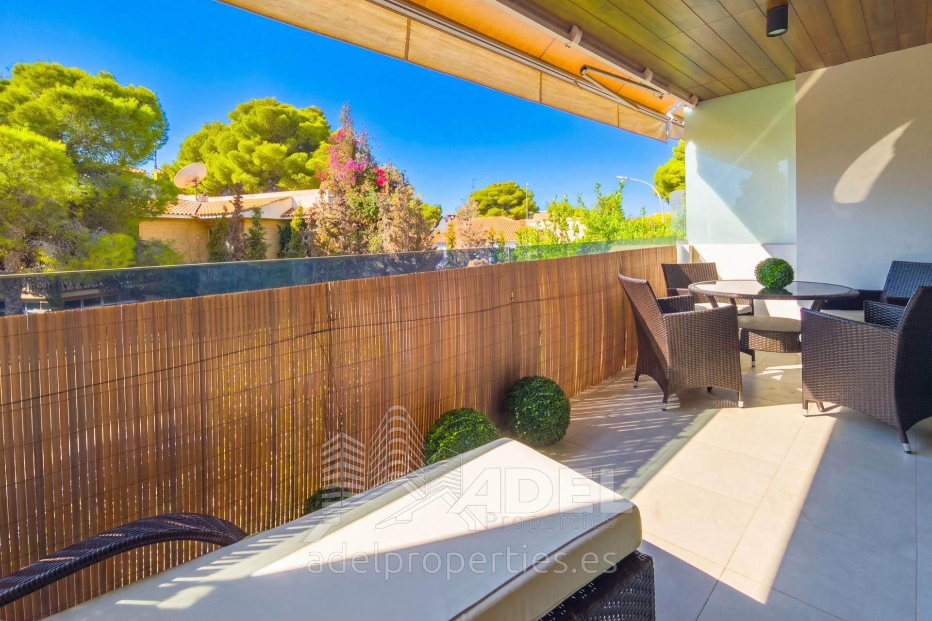 Sprzedaż - Apartament / Mieszkanie -
Orihuela Costa - Altos de Campoamor