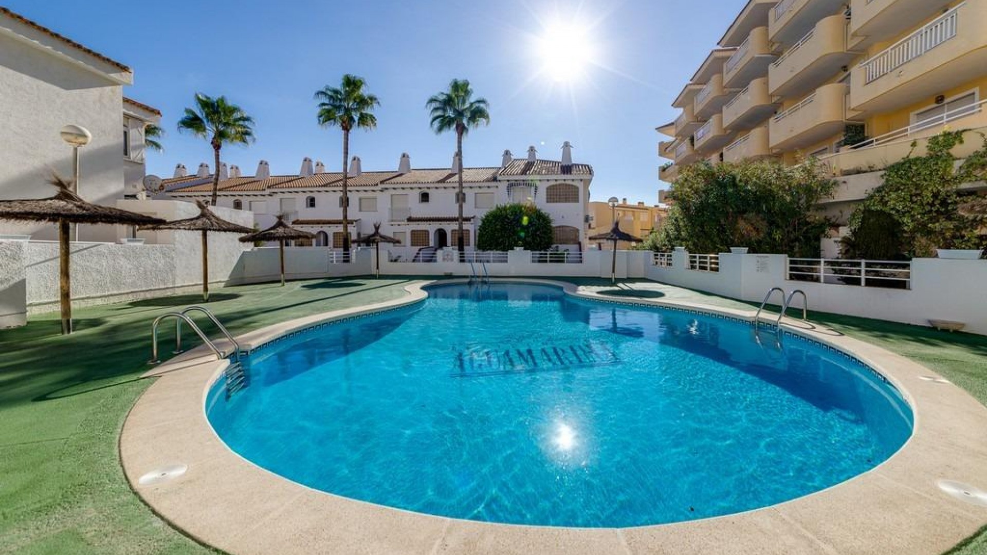 Sprzedaż - Apartament mieszkanie -
Orihuela Costa - Campoamor