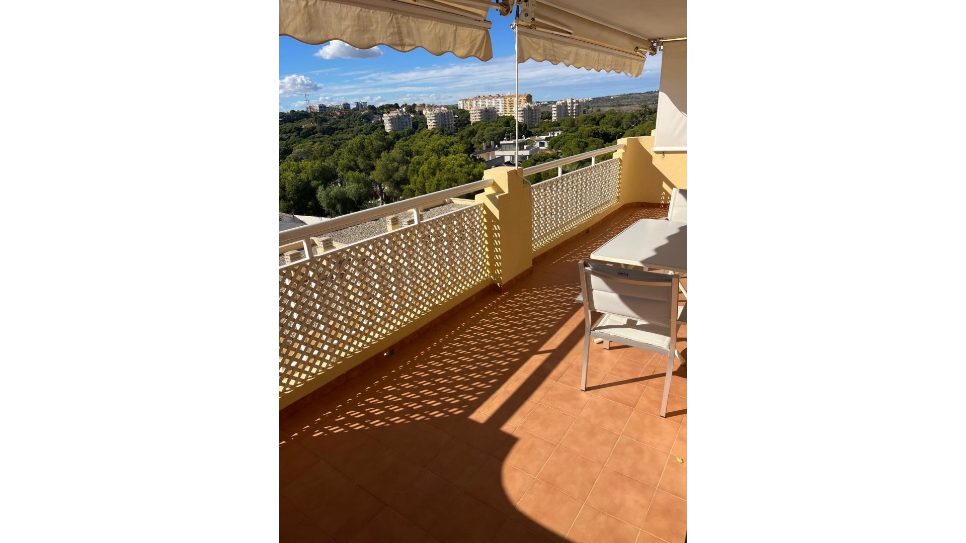 Sprzedaż - Apartament mieszkanie -
Orihuela Costa - Campoamor
