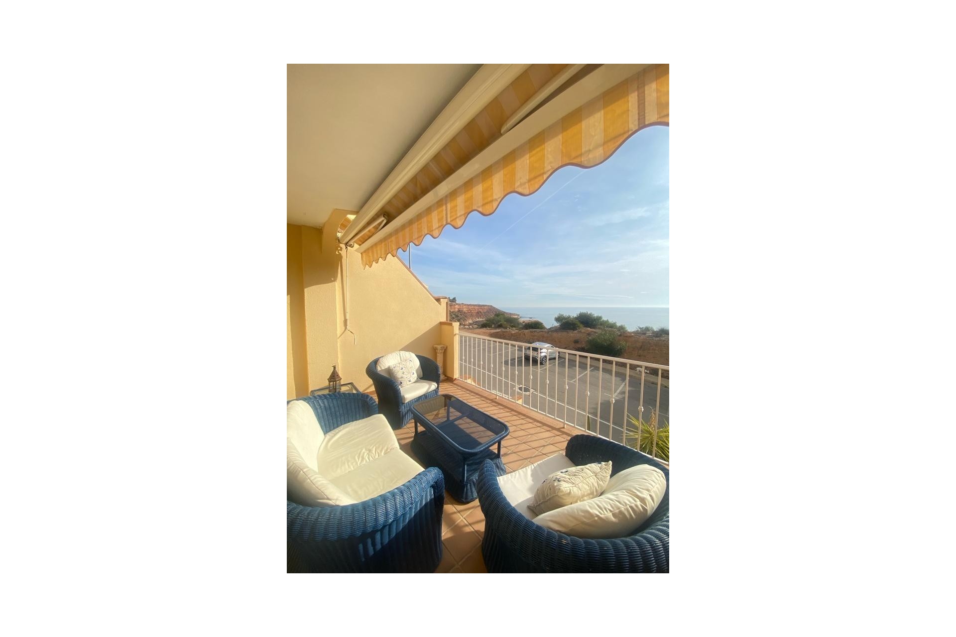 Sprzedaż - Apartament / Mieszkanie -
Orihuela Costa - Campoamor