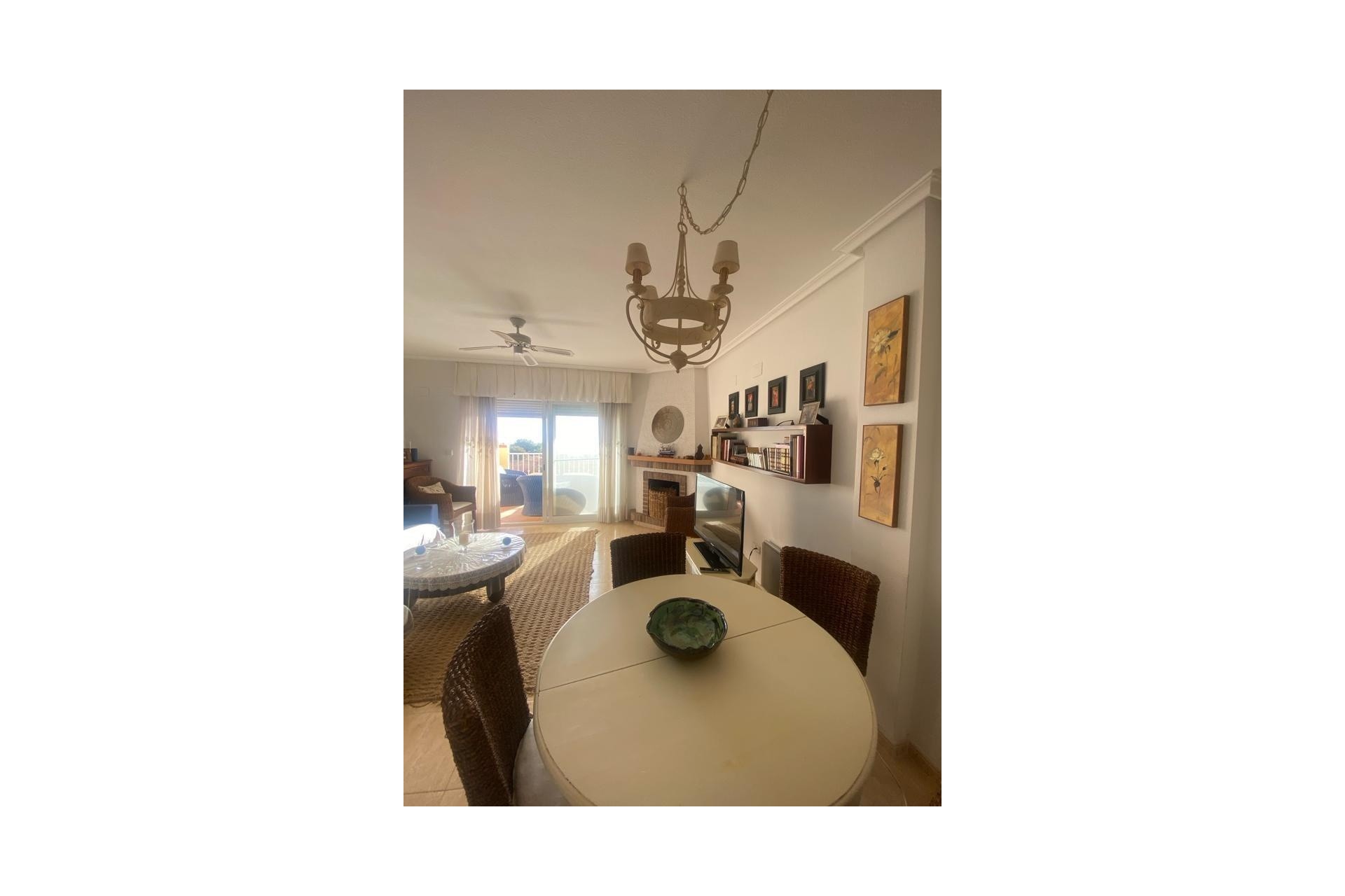 Sprzedaż - Apartament / Mieszkanie -
Orihuela Costa - Campoamor