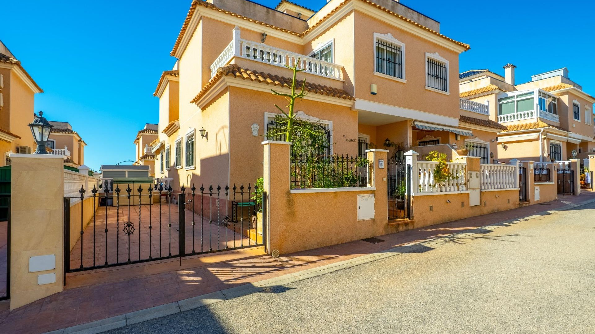 Sprzedaż - Apartament mieszkanie -
Orihuela Costa - La Regia