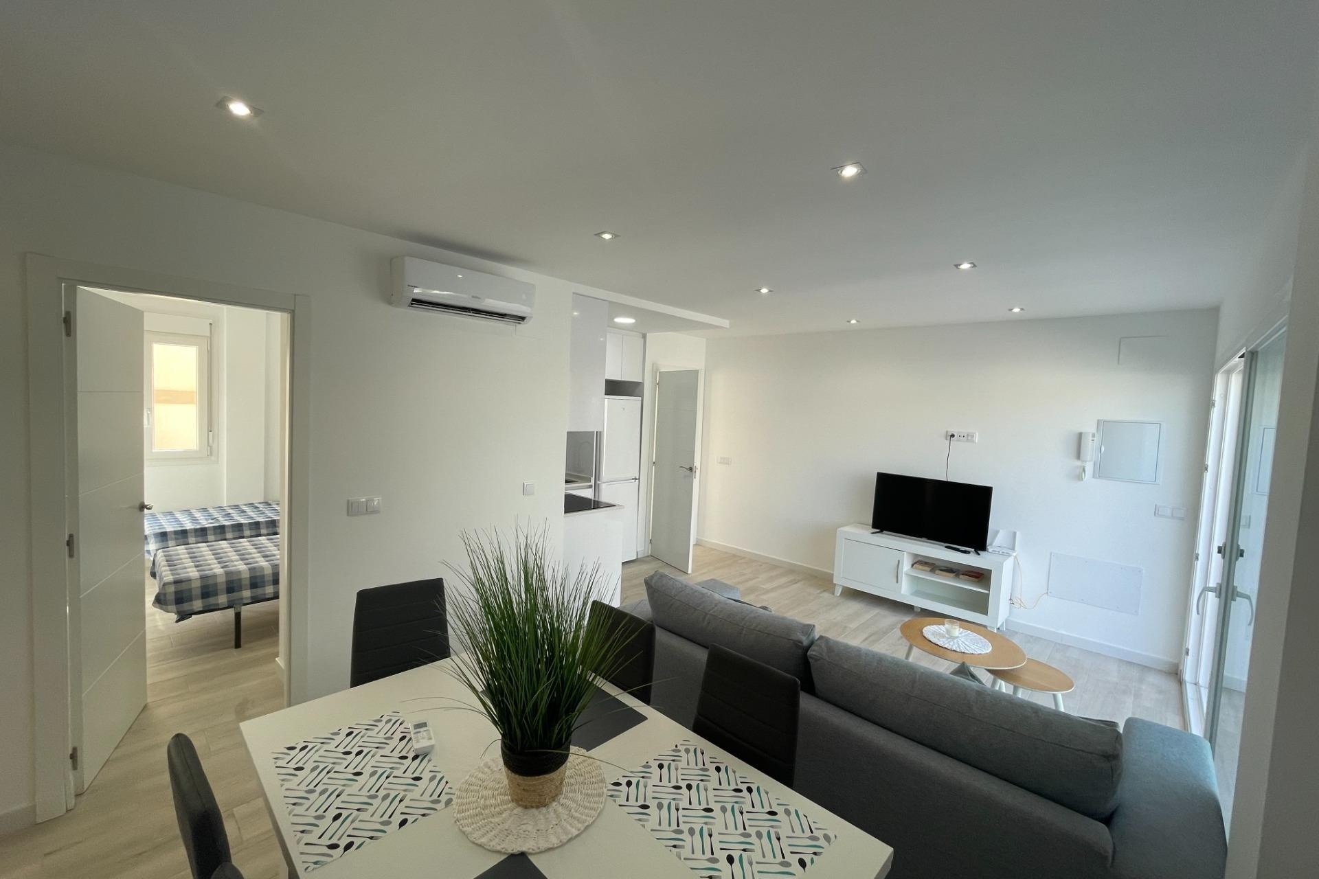 Sprzedaż - Apartament / Mieszkanie -
Orihuela Costa - La Regia