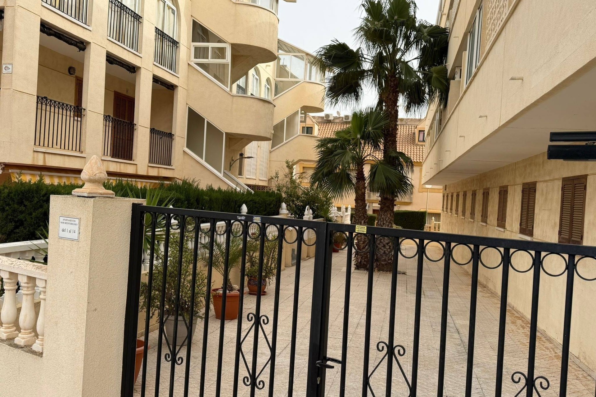 Sprzedaż - Apartament / Mieszkanie -
Orihuela Costa - La Regia