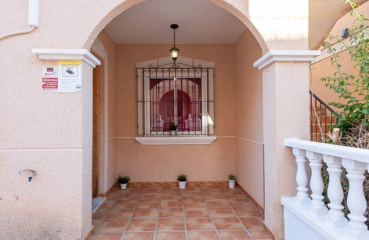 Sprzedaż - Apartament / Mieszkanie -
Orihuela Costa - La Regia