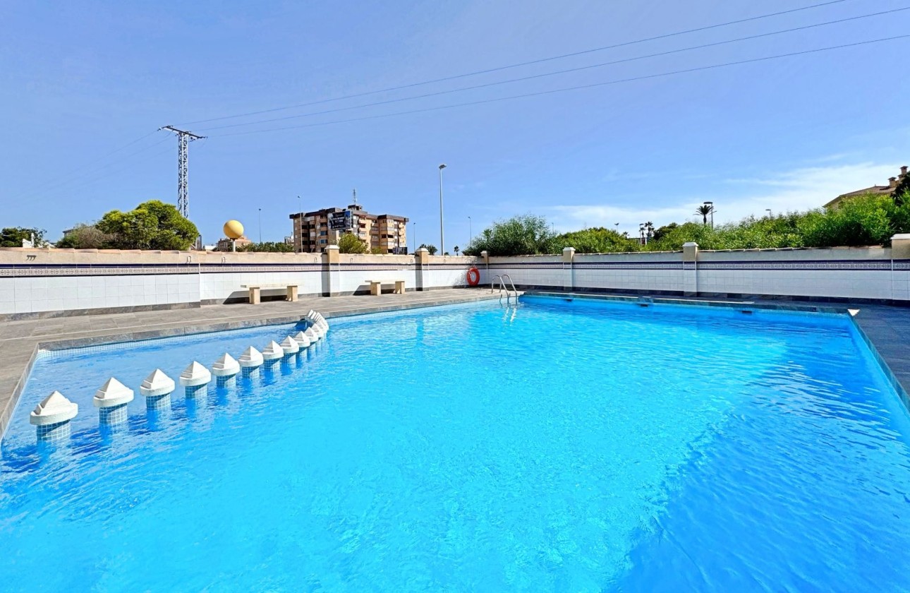 Sprzedaż - Apartament / Mieszkanie -
Orihuela Costa - La Zenia