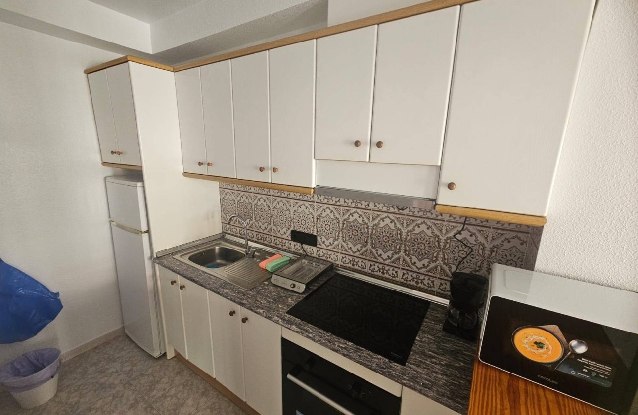 Sprzedaż - Apartament / Mieszkanie -
Orihuela Costa - La Zenia