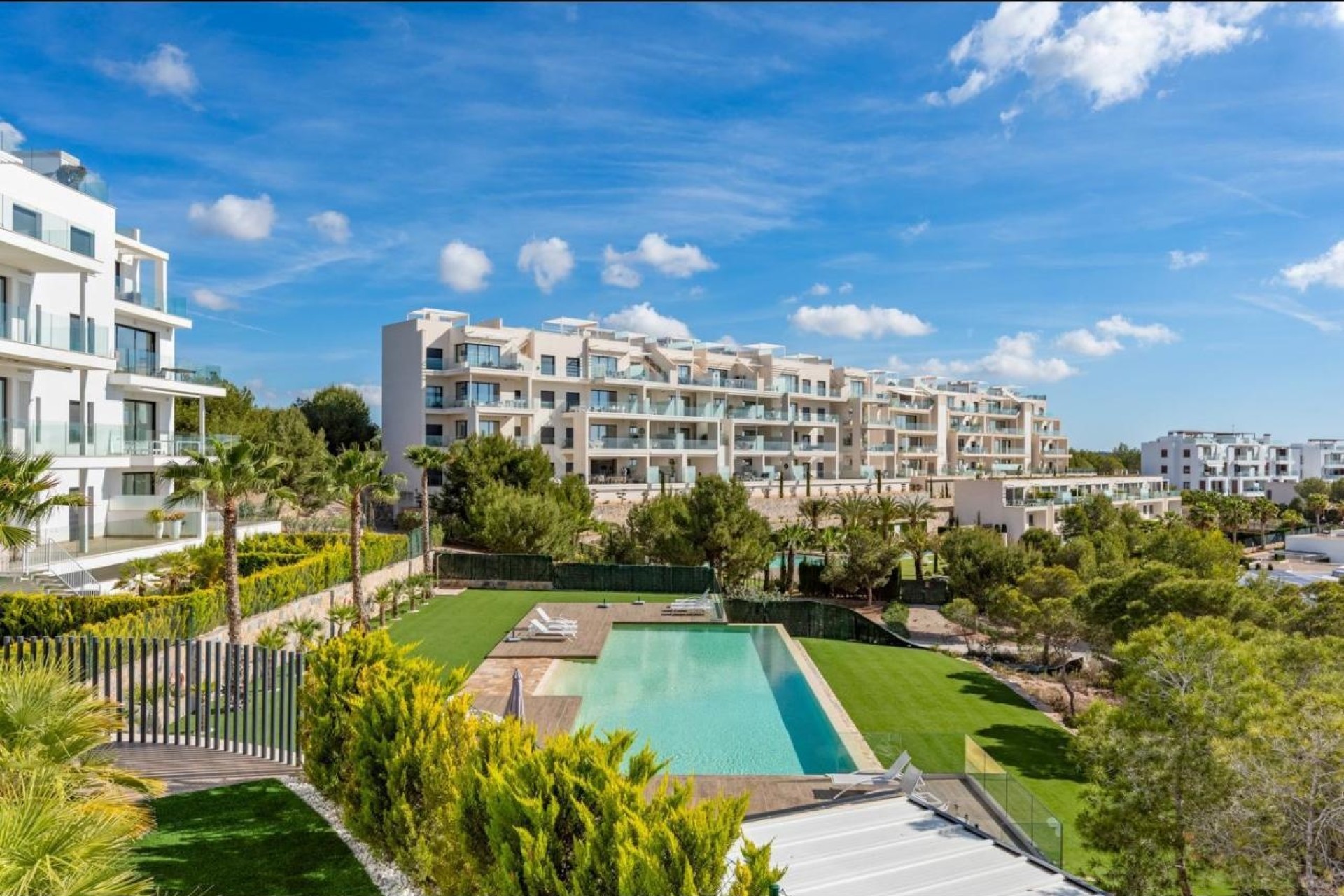 Sprzedaż - Apartament / Mieszkanie -
Orihuela Costa - Las Colinas Golf