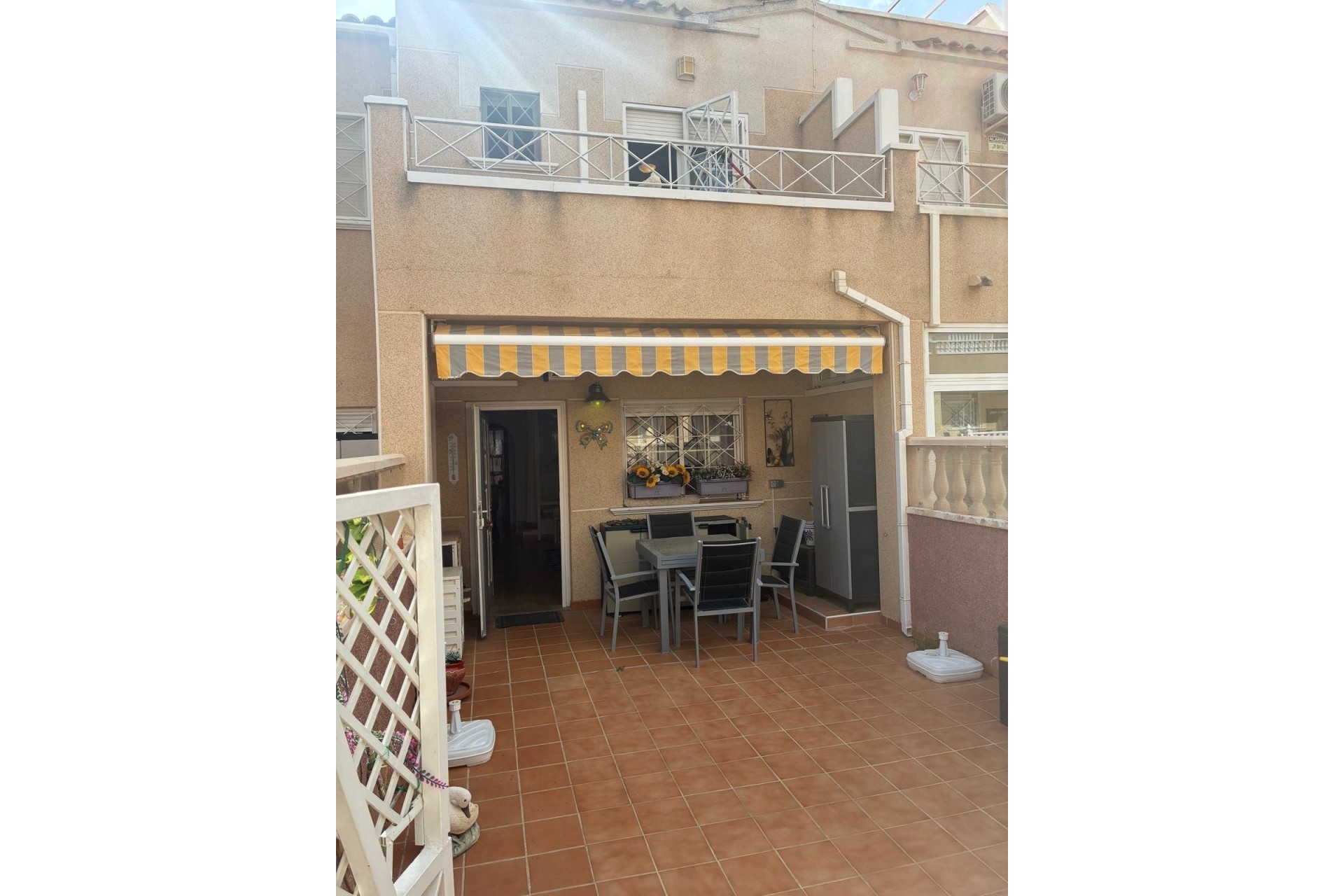 Sprzedaż - Apartament / Mieszkanie -
Orihuela Costa - Los Almendros-la Florida