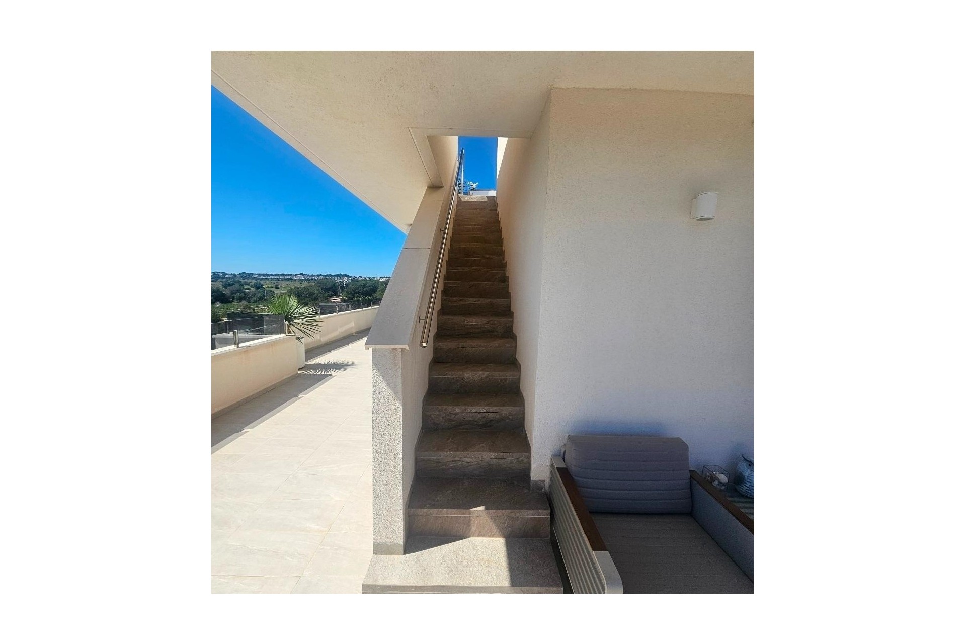 Sprzedaż - Apartament / Mieszkanie -
Orihuela Costa - Los Almendros-la Florida