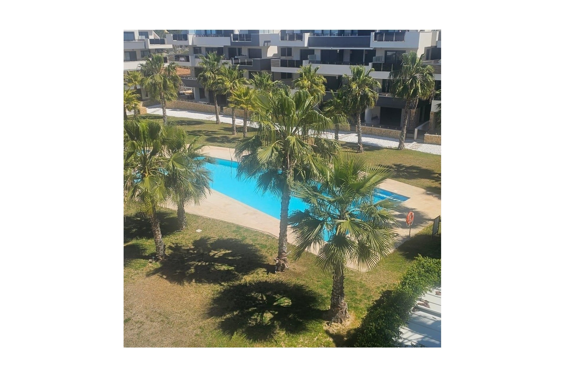 Sprzedaż - Apartament / Mieszkanie -
Orihuela Costa - Los Almendros-la Florida