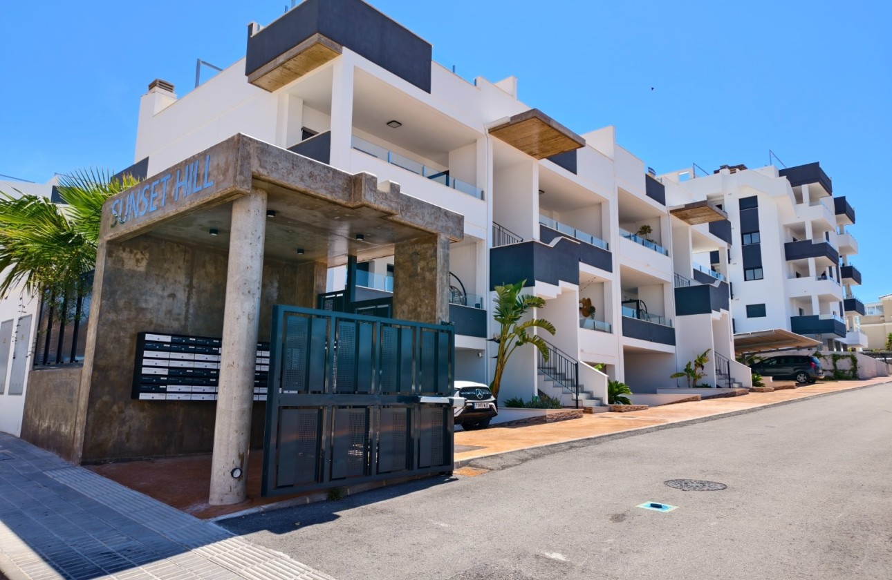 Sprzedaż - Apartament / Mieszkanie -
Orihuela Costa - Los Altos