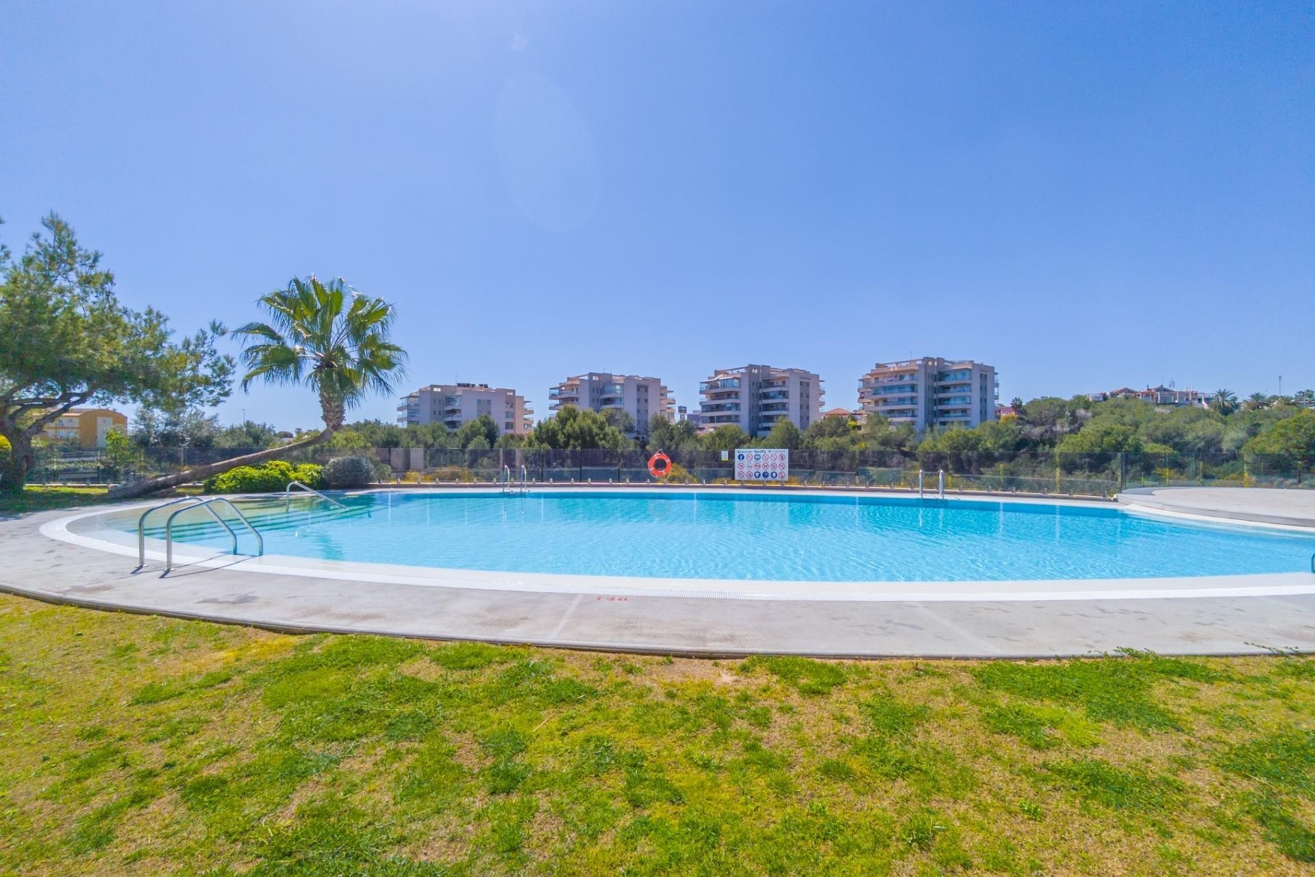 Sprzedaż - Apartament / Mieszkanie -
Orihuela Costa - Los Dolses