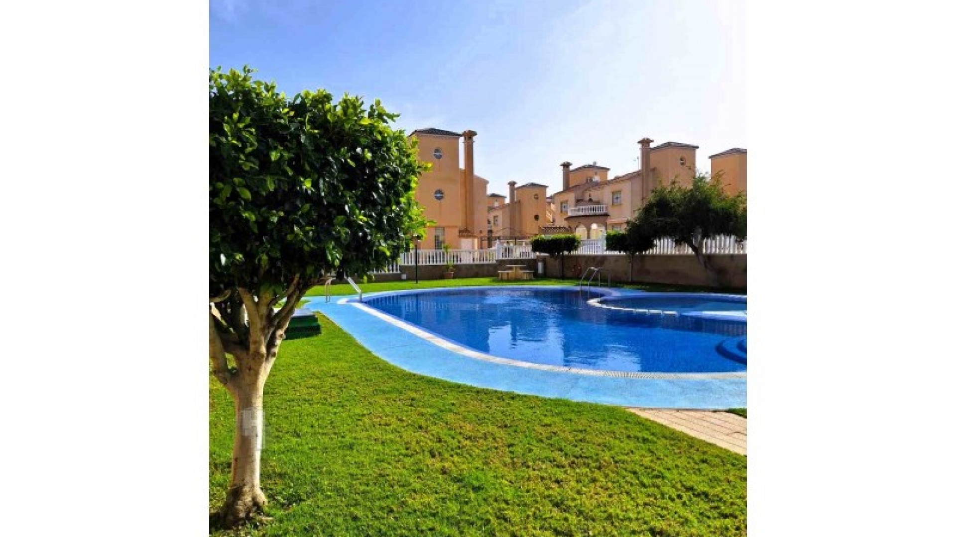 Sprzedaż - Apartament mieszkanie -
Orihuela Costa - Orihuela