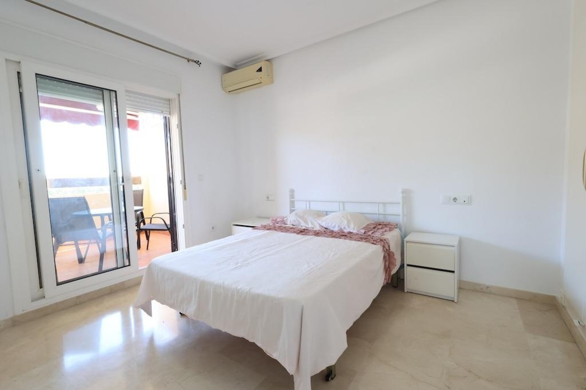 Sprzedaż - Apartament / Mieszkanie -
Orihuela Costa - Playa Flamenca
