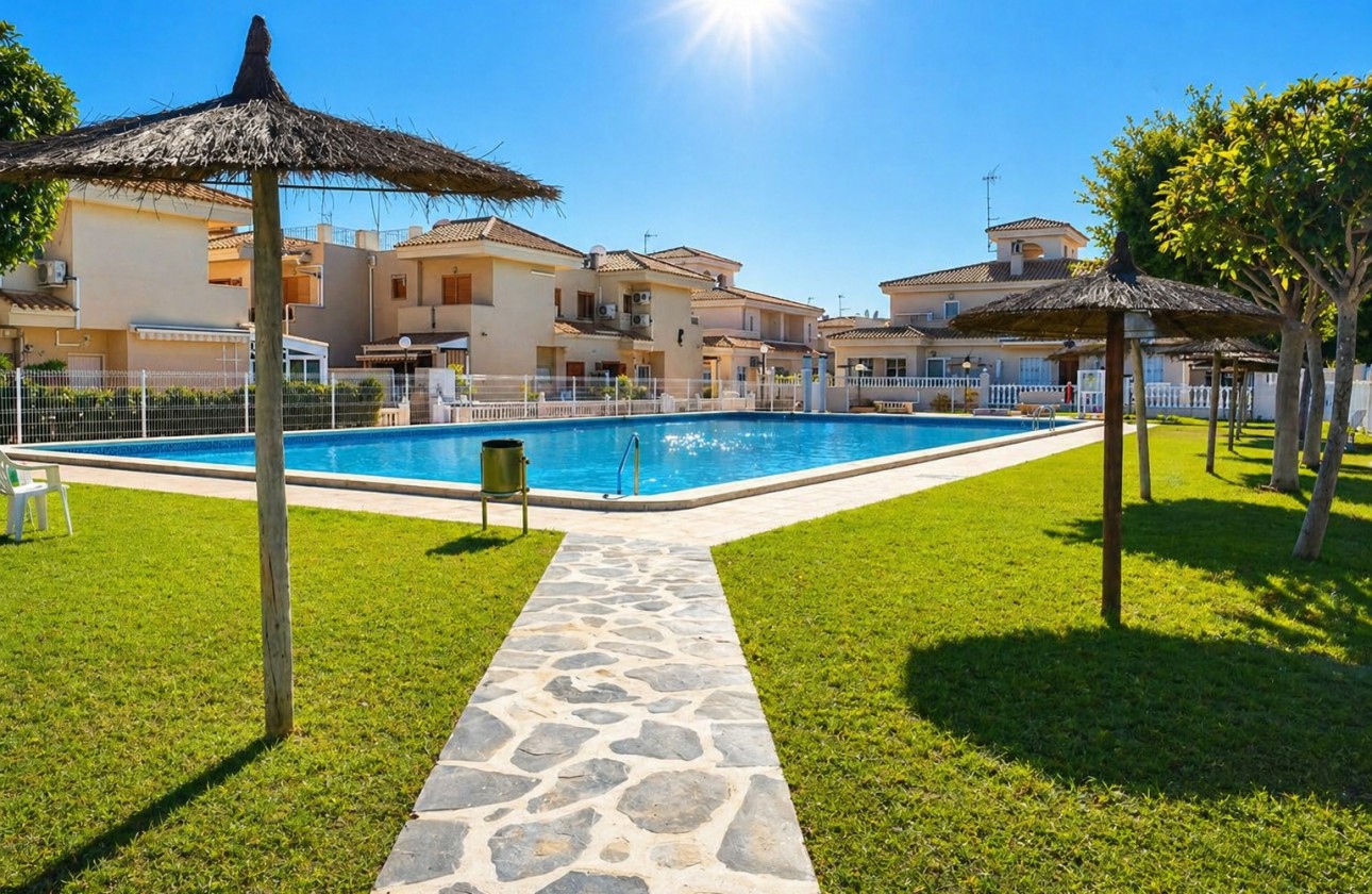 Sprzedaż - Apartament / Mieszkanie -
Orihuela Costa - Playa Flamenca