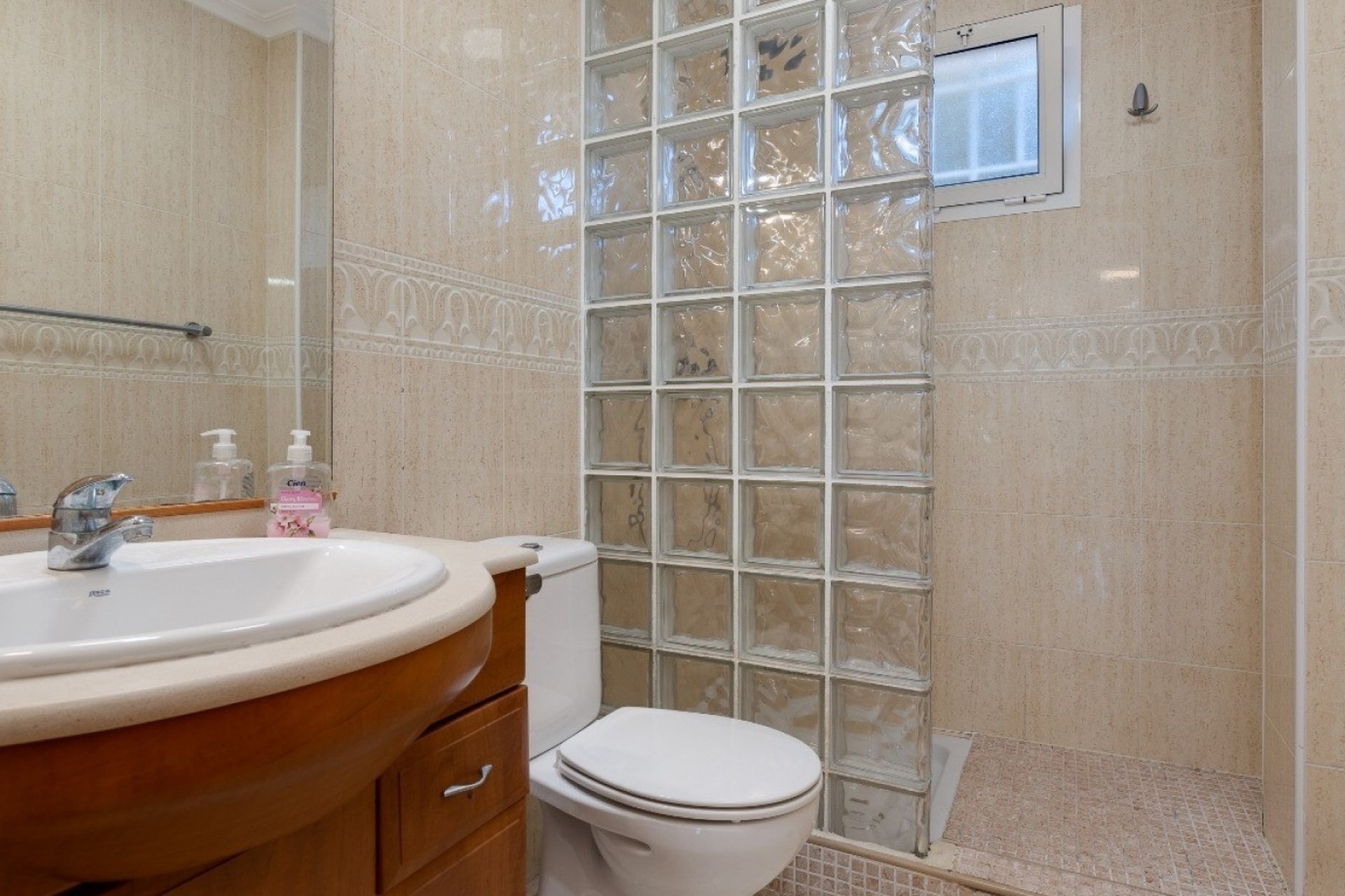 Sprzedaż - Apartament / Mieszkanie -
Orihuela Costa - Playa Flamenca