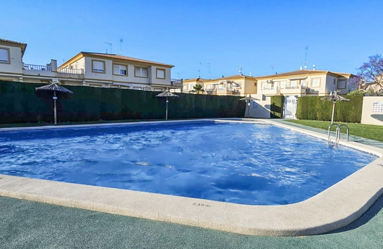 Sprzedaż - Apartament / Mieszkanie -
Orihuela Costa - Playa Flamenca