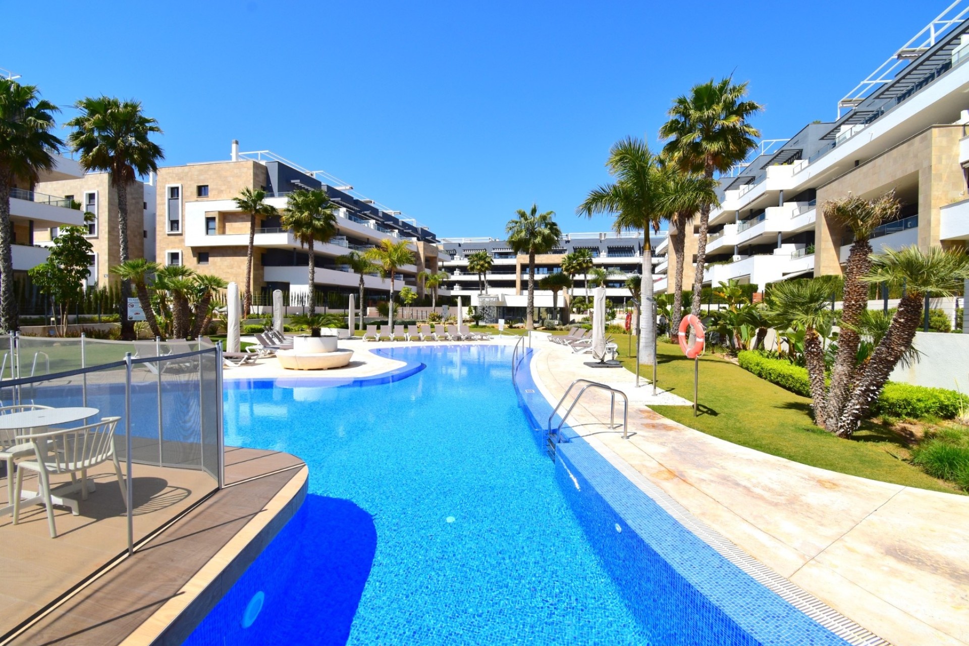 Sprzedaż - Apartament / Mieszkanie -
Orihuela Costa - Playa Flamenca