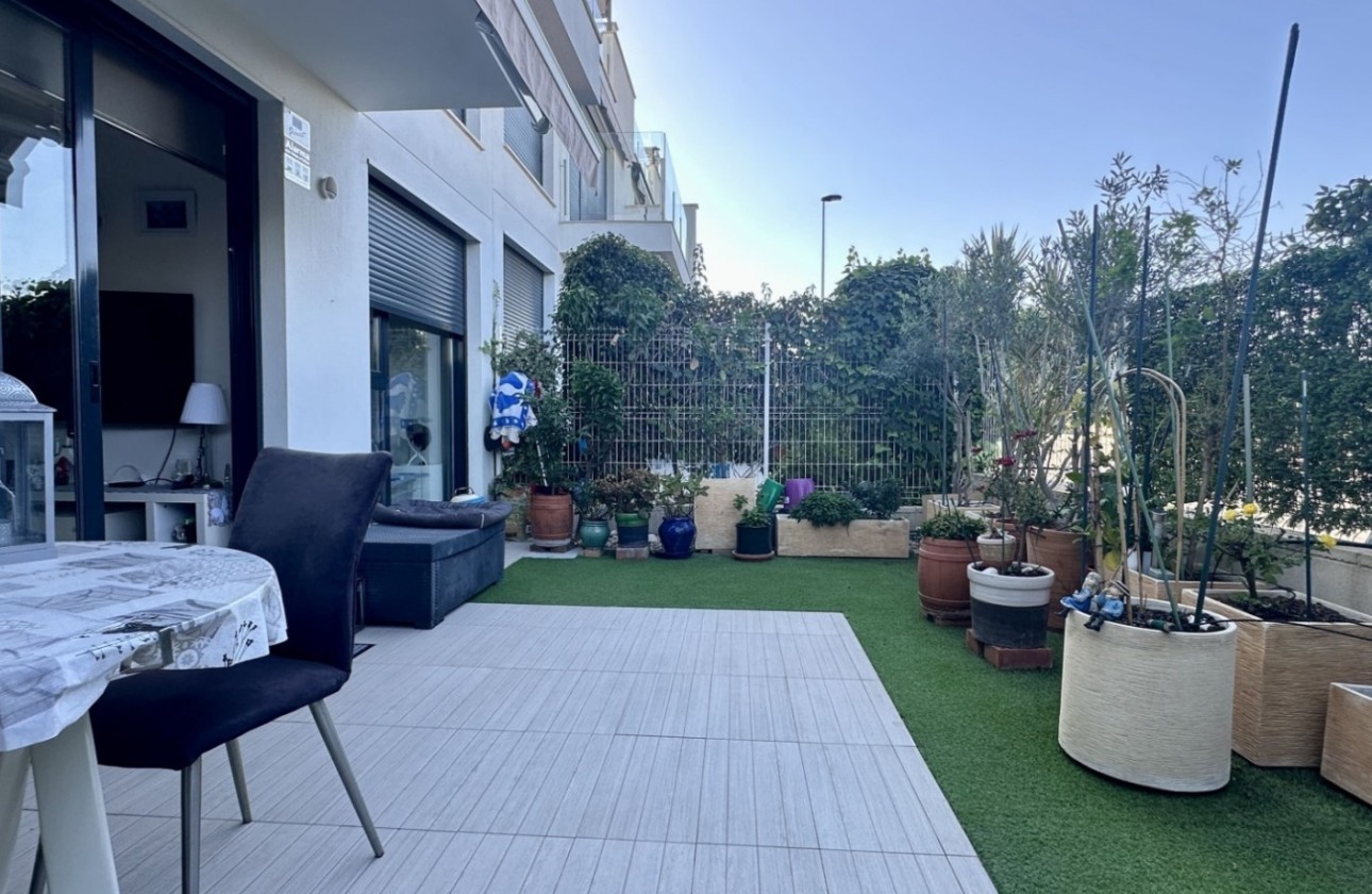 Sprzedaż - Apartament mieszkanie -
Orihuela Costa - Punta Prima