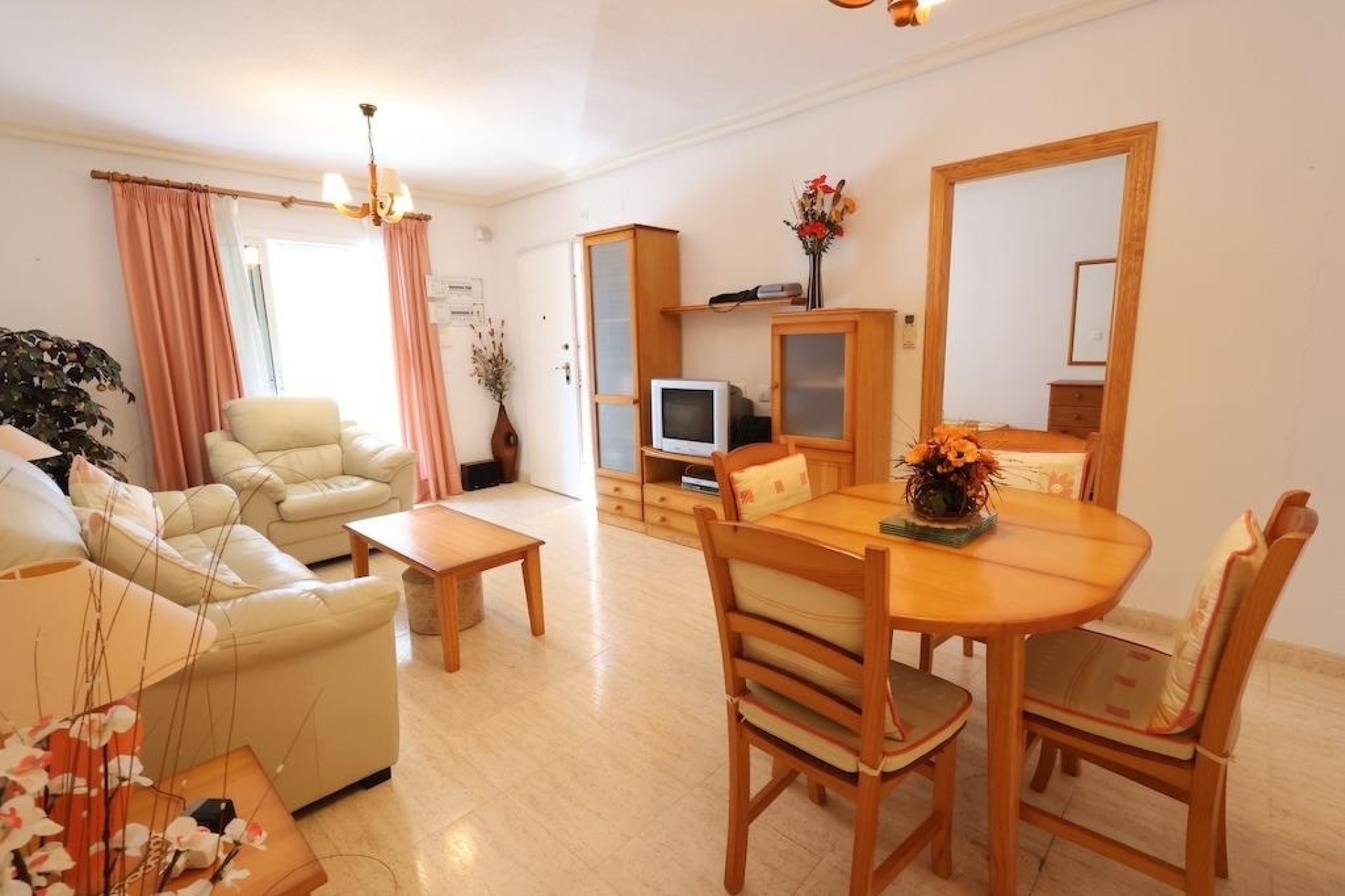 Sprzedaż - Apartament / Mieszkanie -
Orihuela Costa - Punta Prima