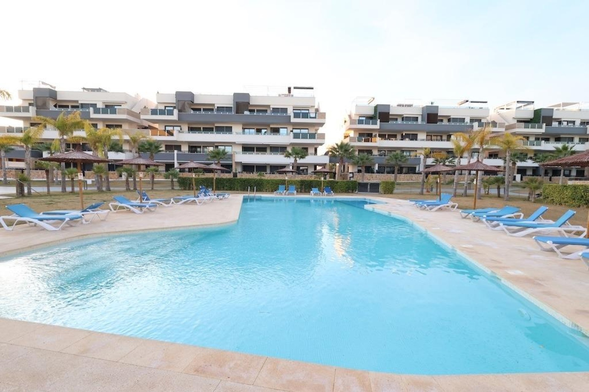Sprzedaż - Apartament / Mieszkanie -
Orihuela Costa - Punta Prima