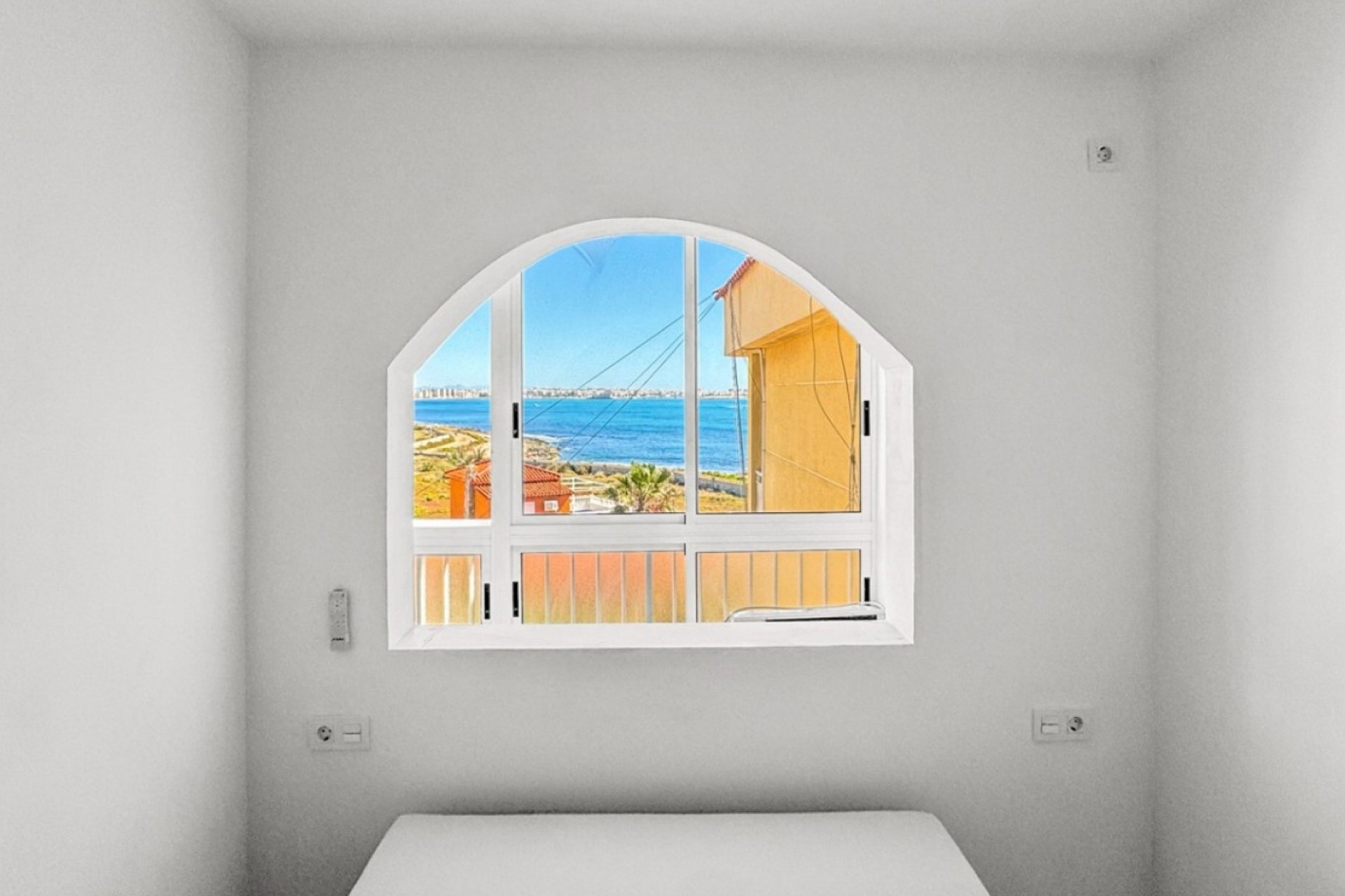 Sprzedaż - Apartament / Mieszkanie -
Orihuela Costa - Punta Prima