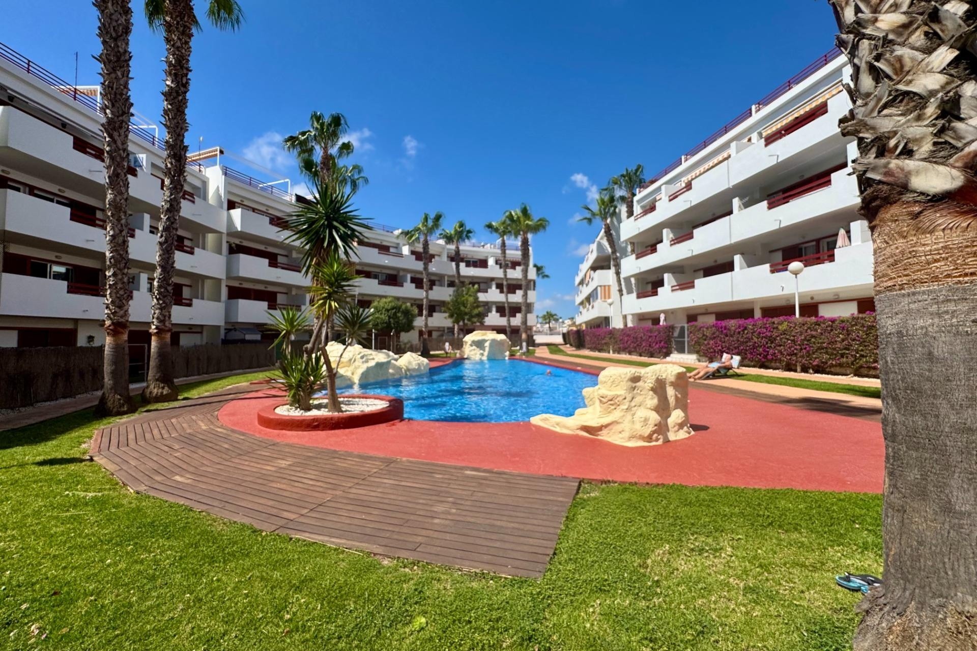 Sprzedaż - Apartament / Mieszkanie -
Orihuela Costa - Punta Prima