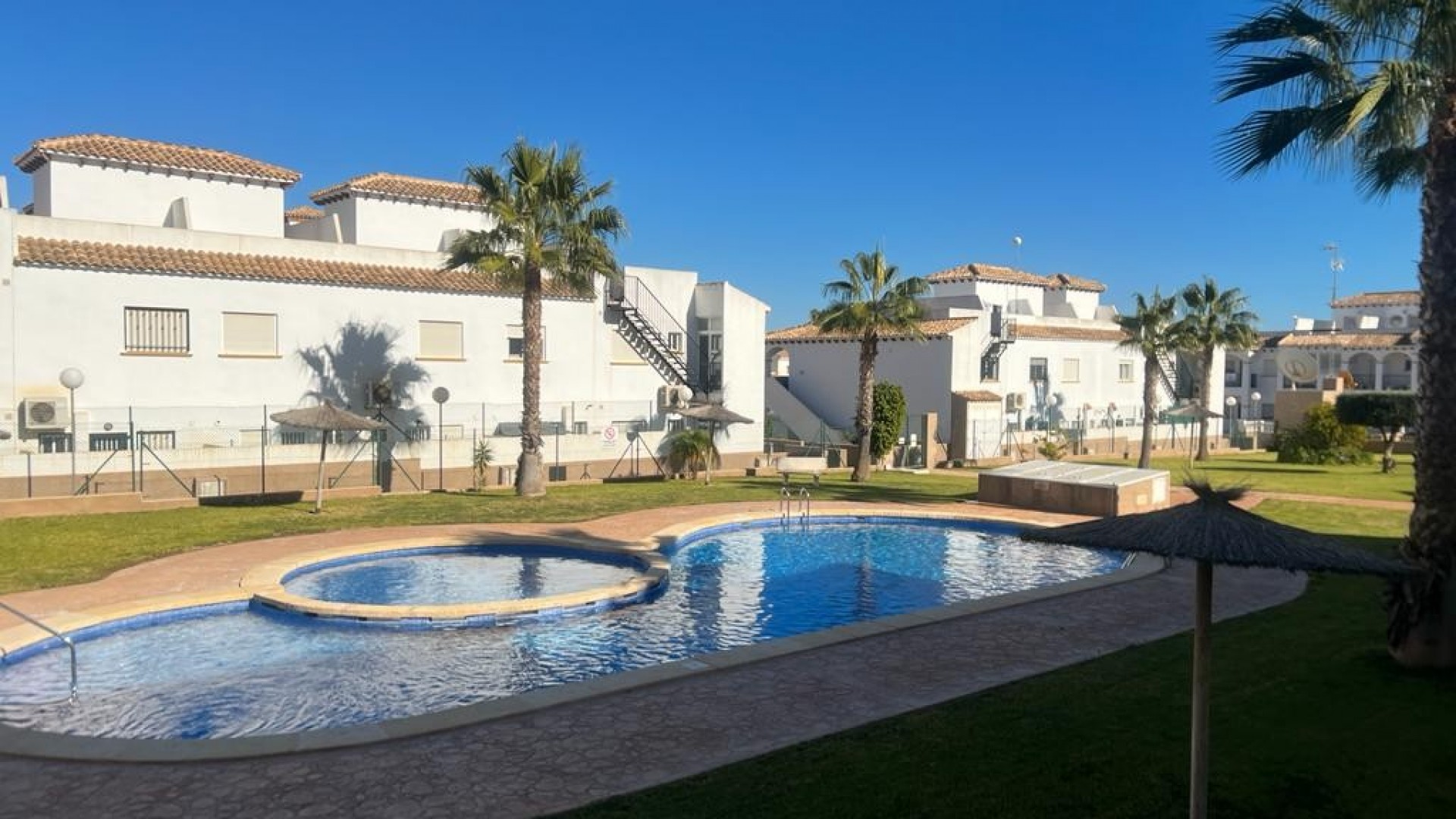 Sprzedaż - Apartament mieszkanie -
Orihuela Costa - Punta Prima