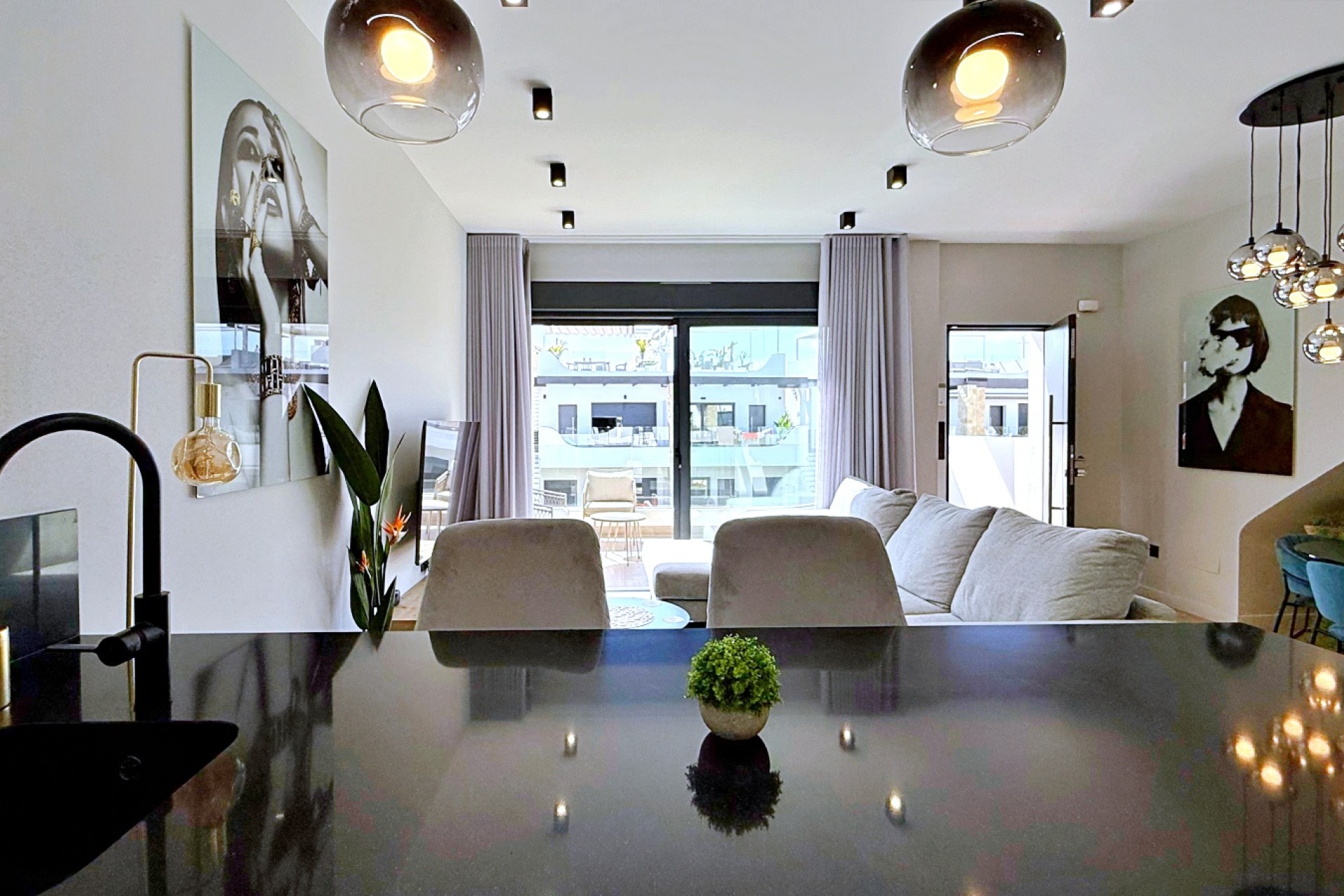 Sprzedaż - Apartament / Mieszkanie -
Orihuela Costa - Punta Prima