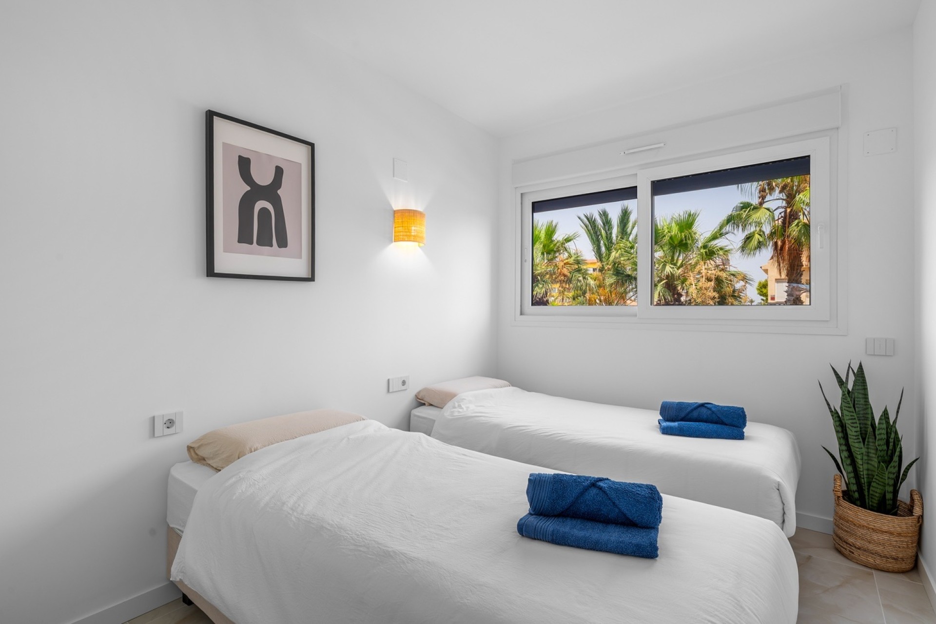 Sprzedaż - Apartament / Mieszkanie -
Orihuela Costa - Punta Prima