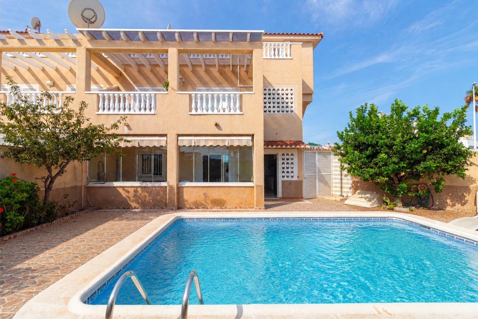 Sprzedaż - Apartament / Mieszkanie -
Orihuela Costa - Punta Prima