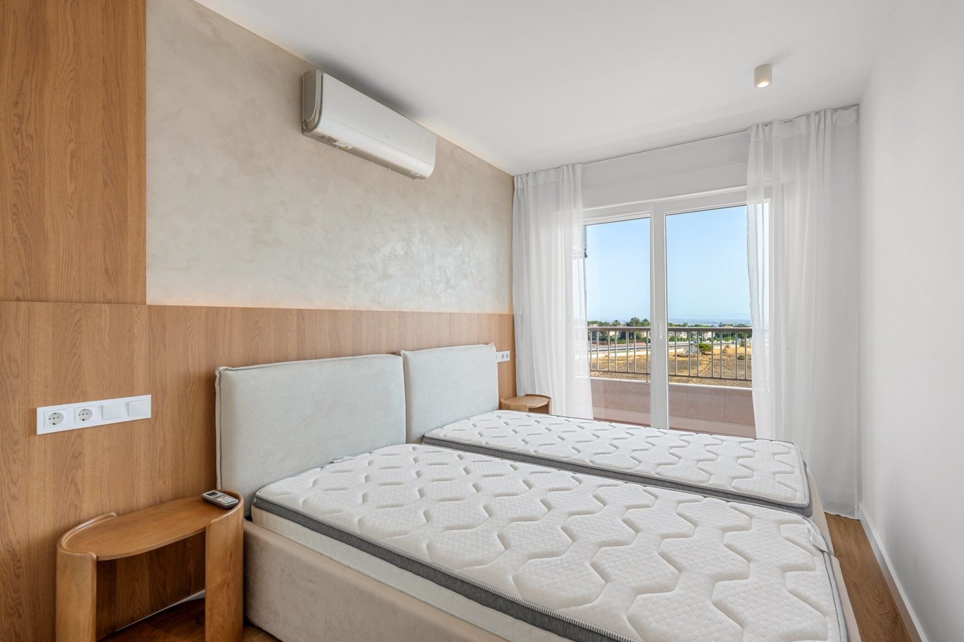 Sprzedaż - Apartament / Mieszkanie -
Orihuela Costa - Punta Prima