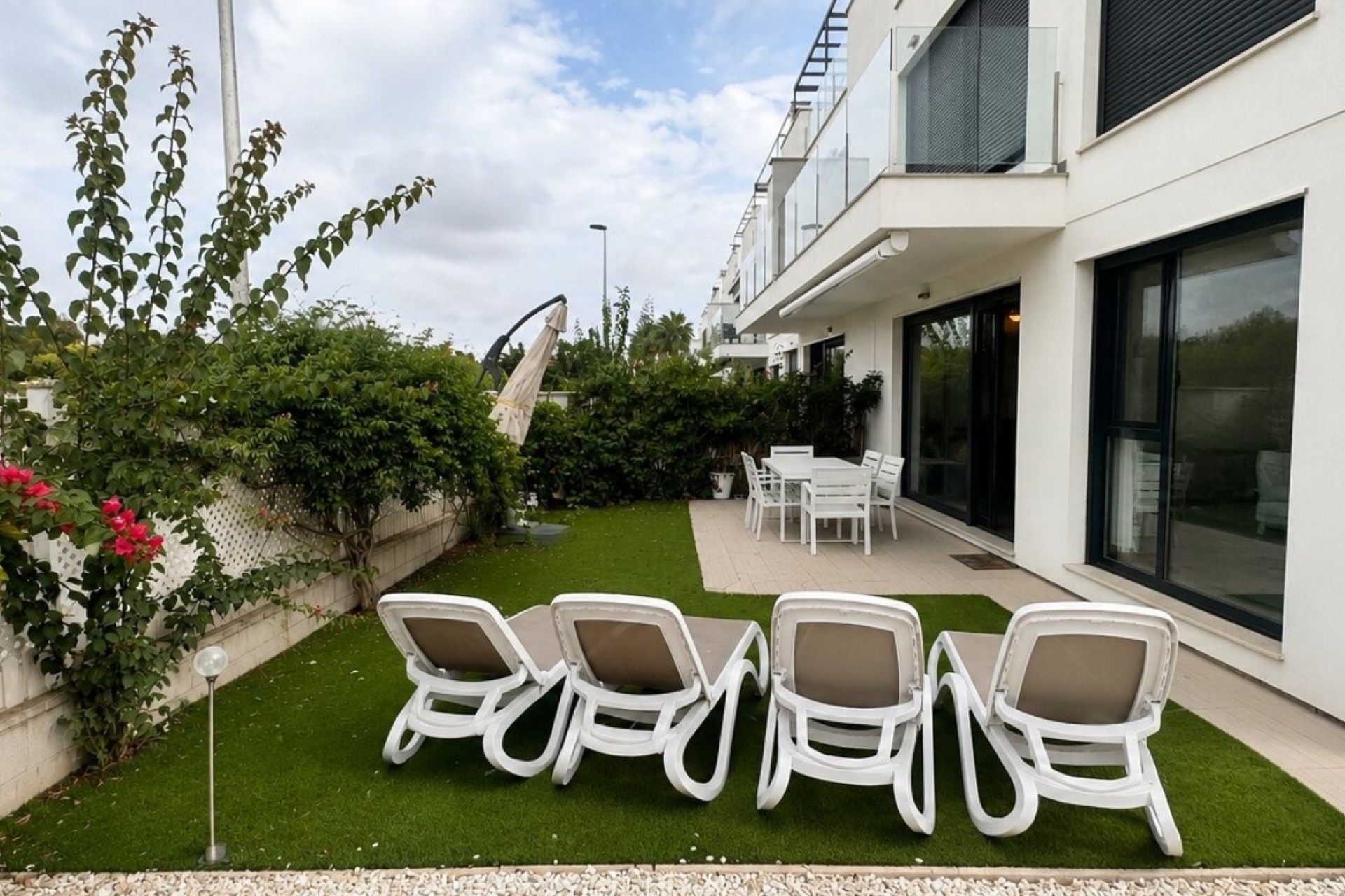 Sprzedaż - Apartament / Mieszkanie -
Orihuela Costa - Punta Prima