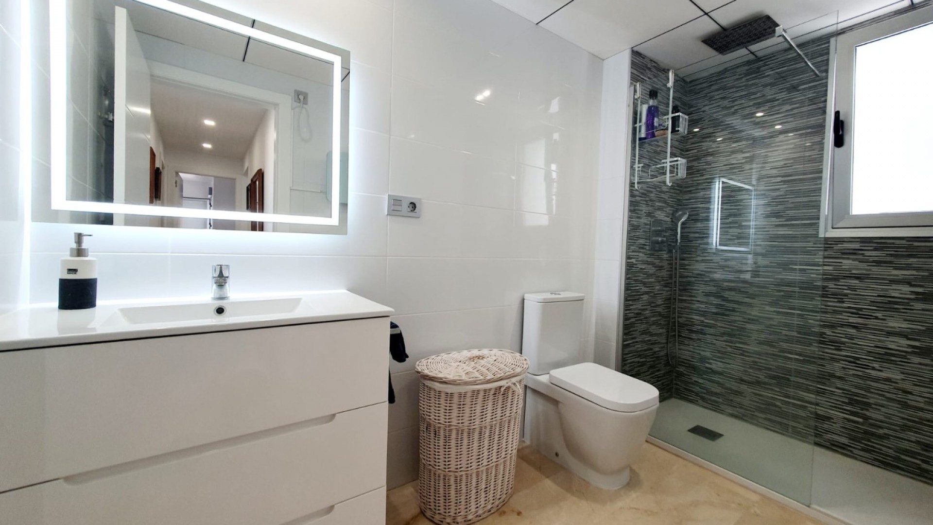 Sprzedaż - Apartament mieszkanie -
Orihuela Costa - Villamartín-Las Filipinas