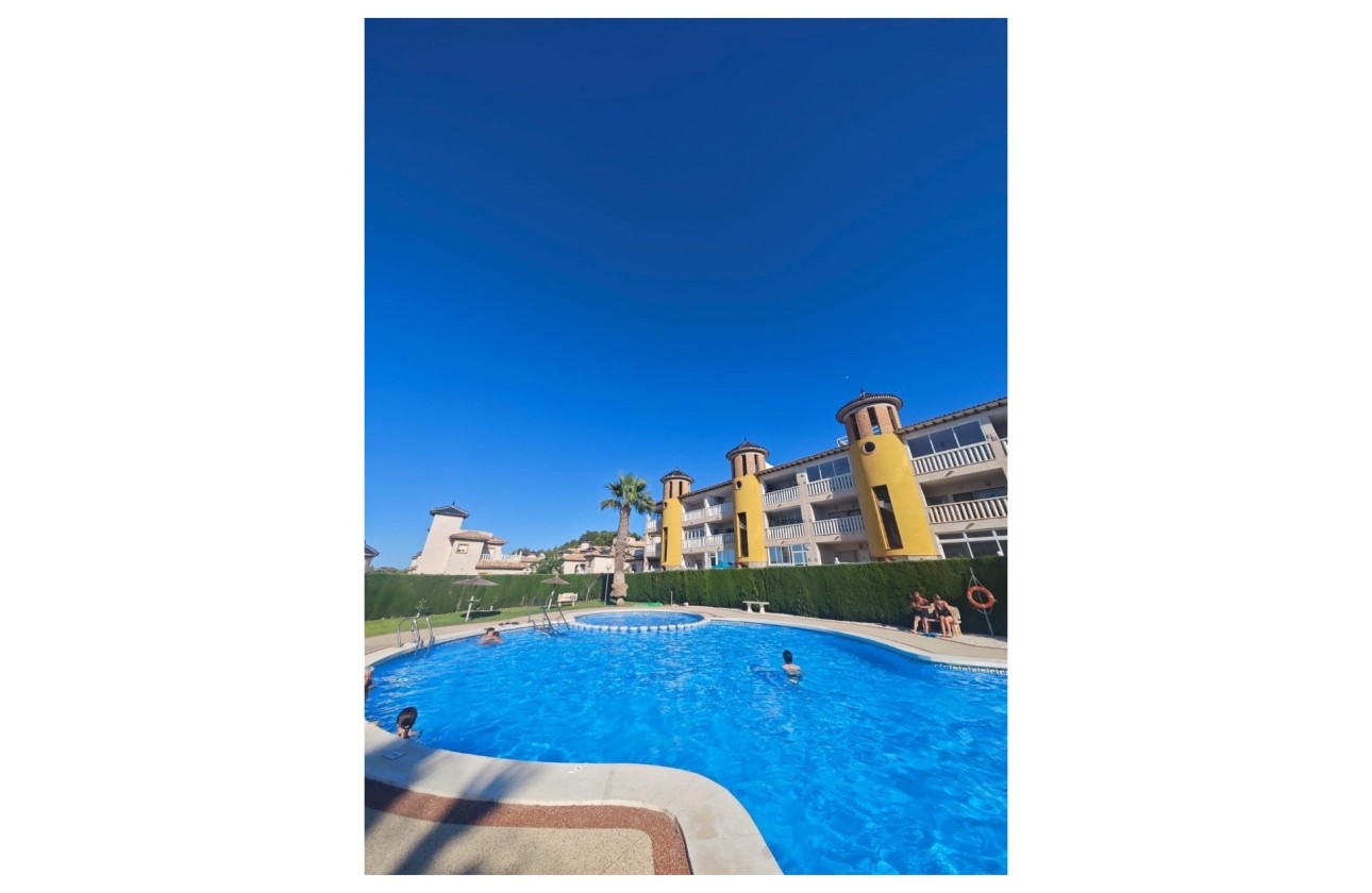 Sprzedaż - Apartament / Mieszkanie -
Orihuela Costa - Villamartín-Las Filipinas