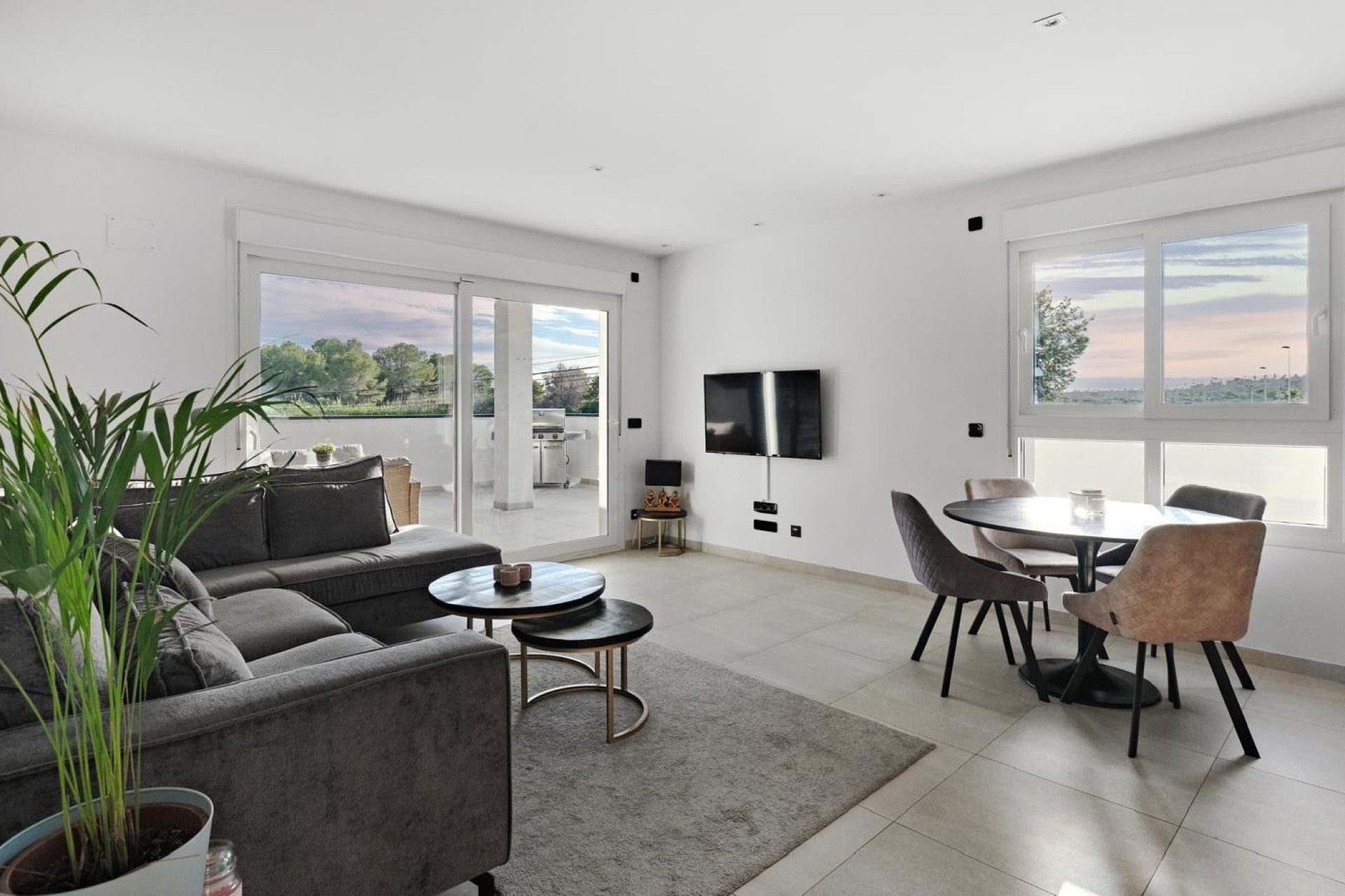 Sprzedaż - Apartament mieszkanie -
Orihuela Costa - Villamartín