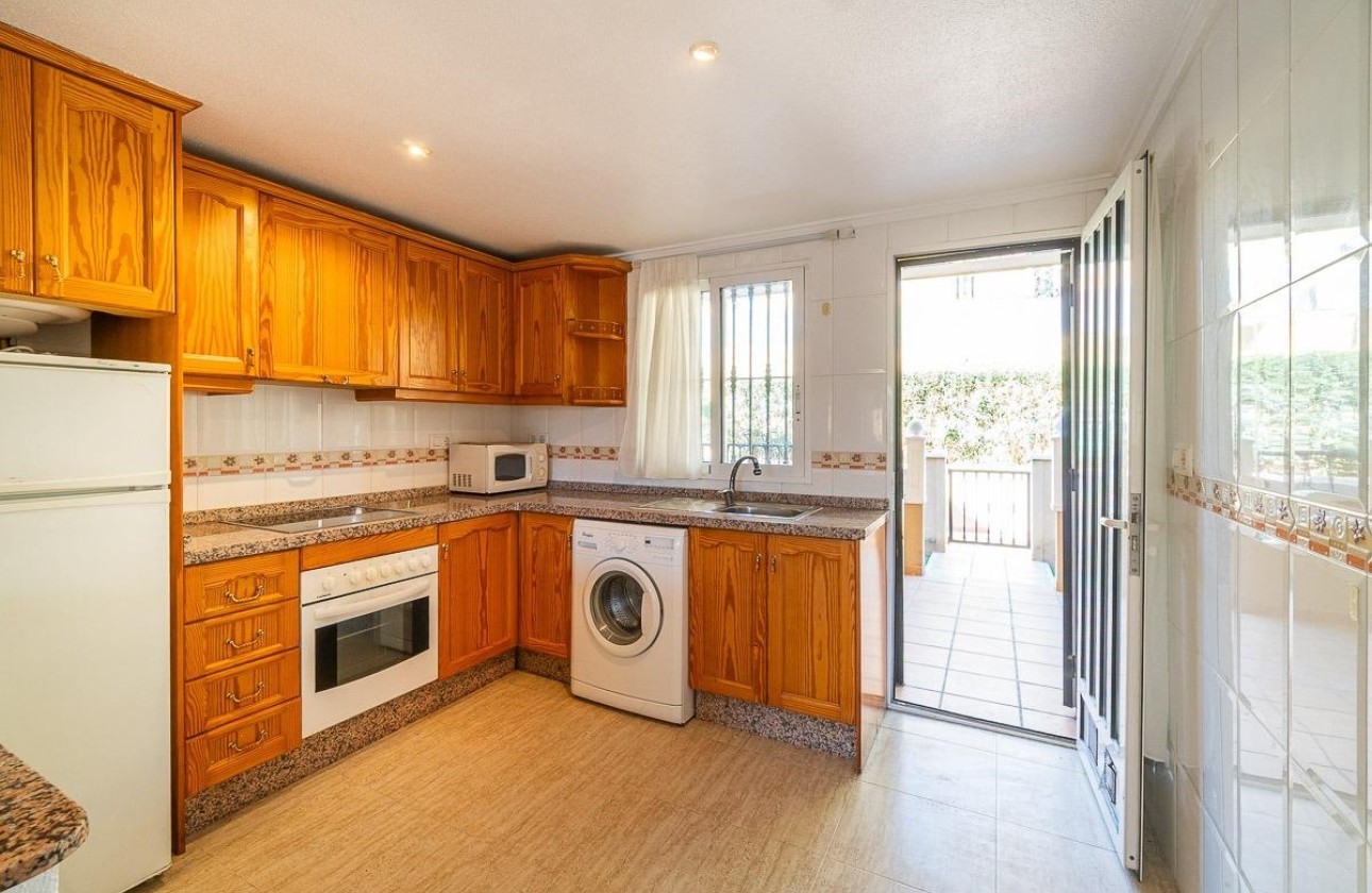 Sprzedaż - Apartament / Mieszkanie -
Orihuela Costa - Villamartin