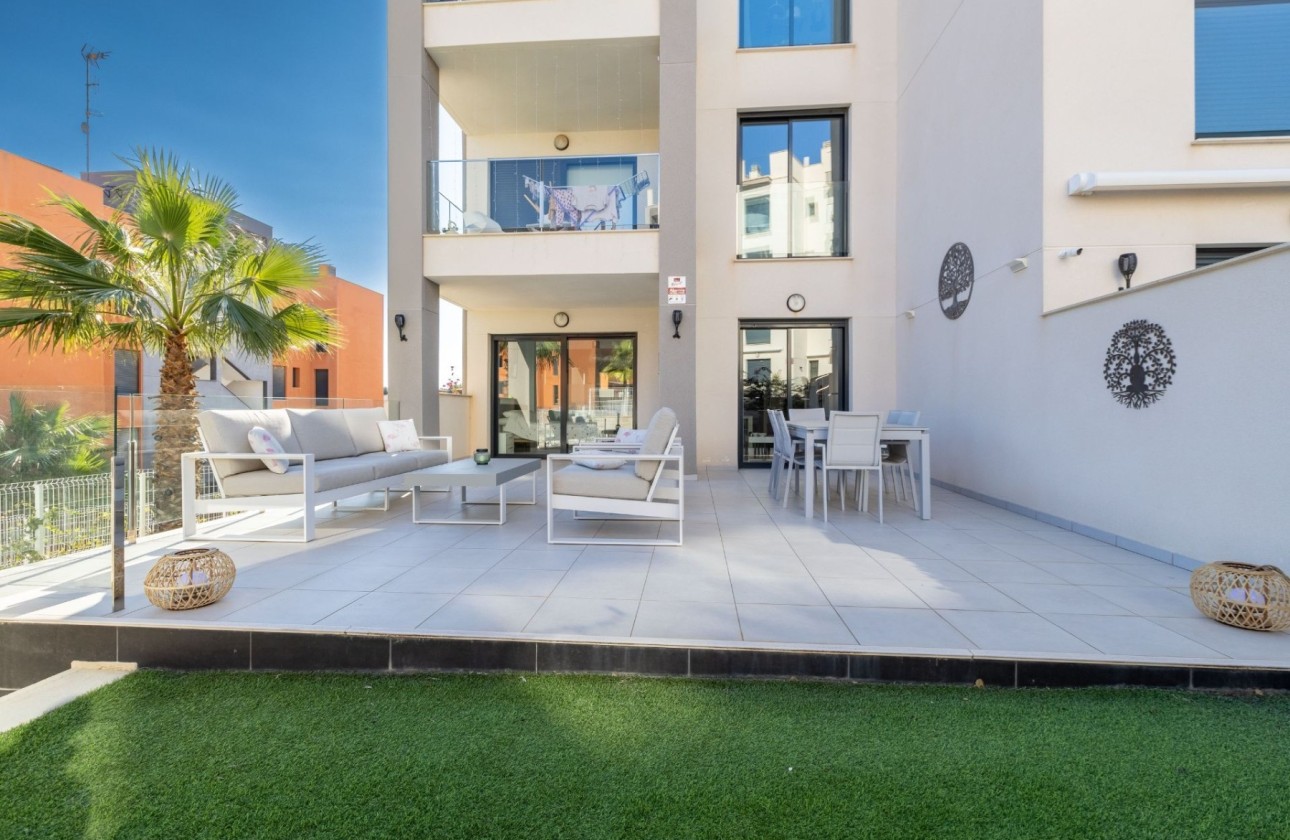 Sprzedaż - Apartament / Mieszkanie -
Orihuela Costa - Villamartín