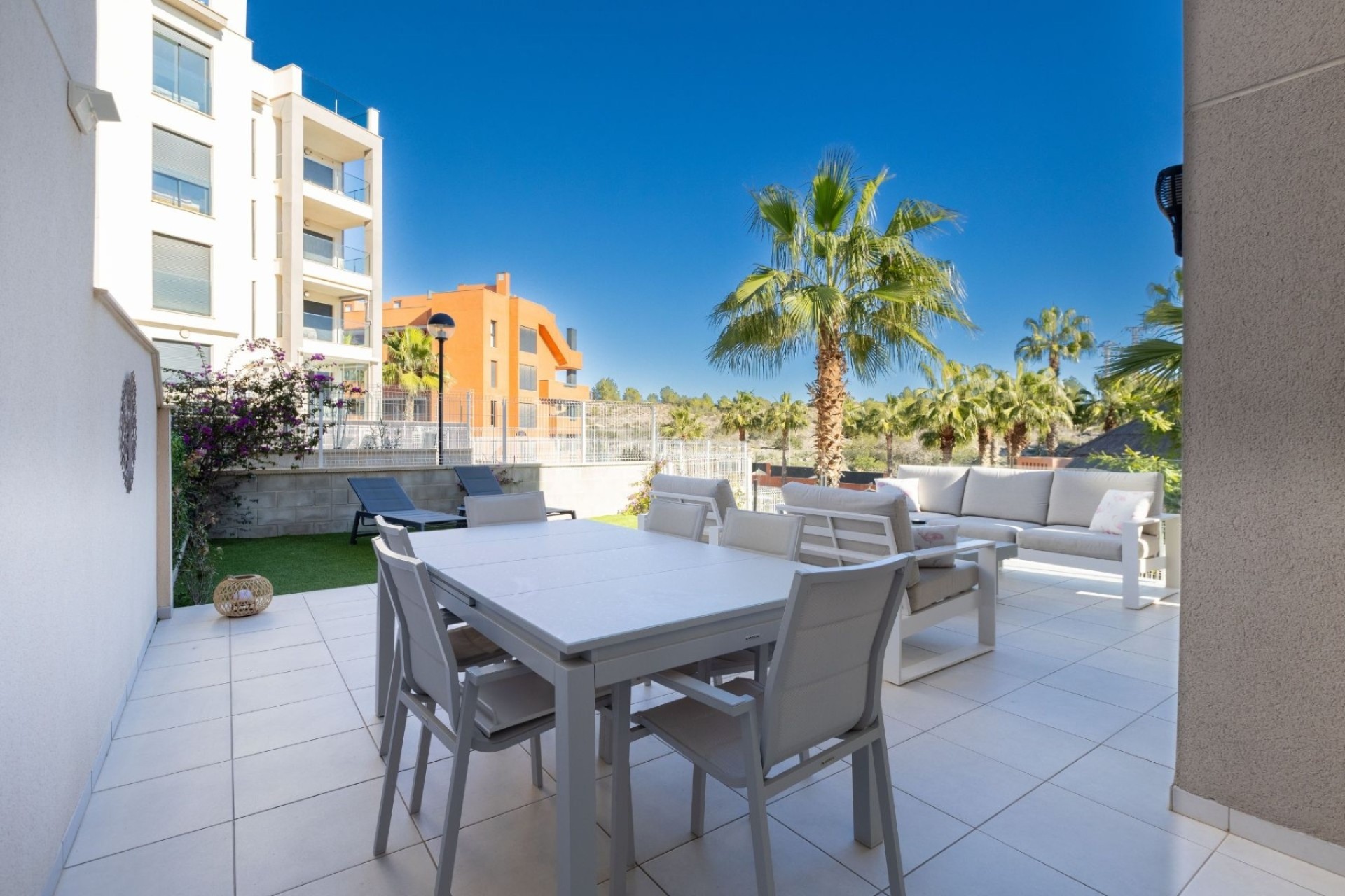 Sprzedaż - Apartament / Mieszkanie -
Orihuela Costa - Villamartín