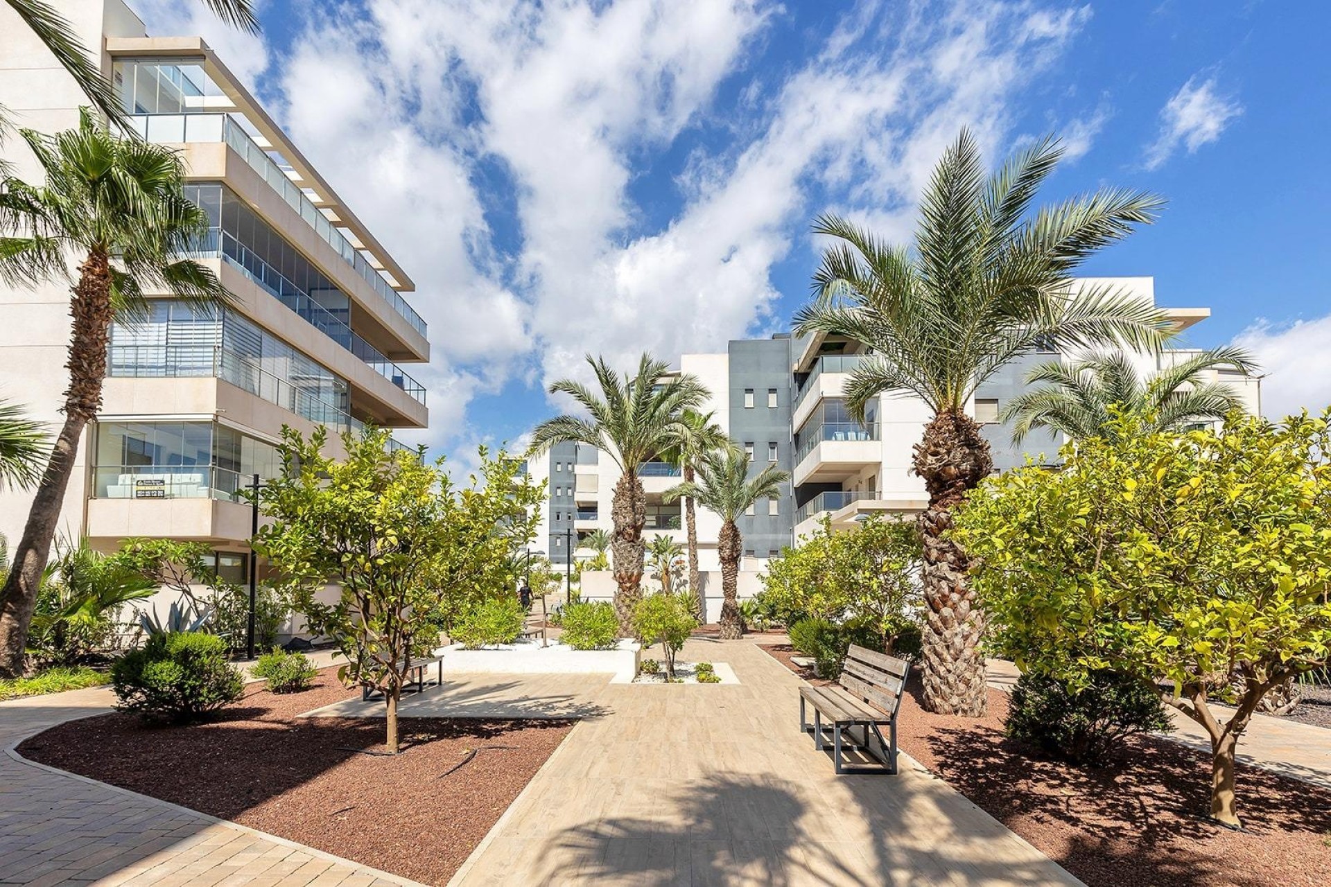 Sprzedaż - Apartament / Mieszkanie -
Orihuela Costa - Villamartín