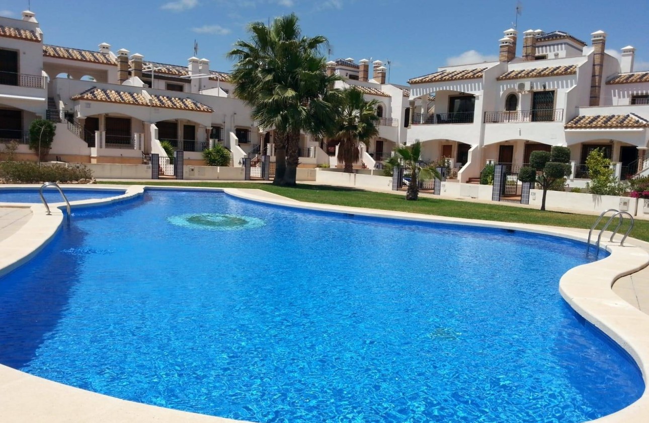 Sprzedaż - Apartament / Mieszkanie -
Orihuela Costa - Villamartín