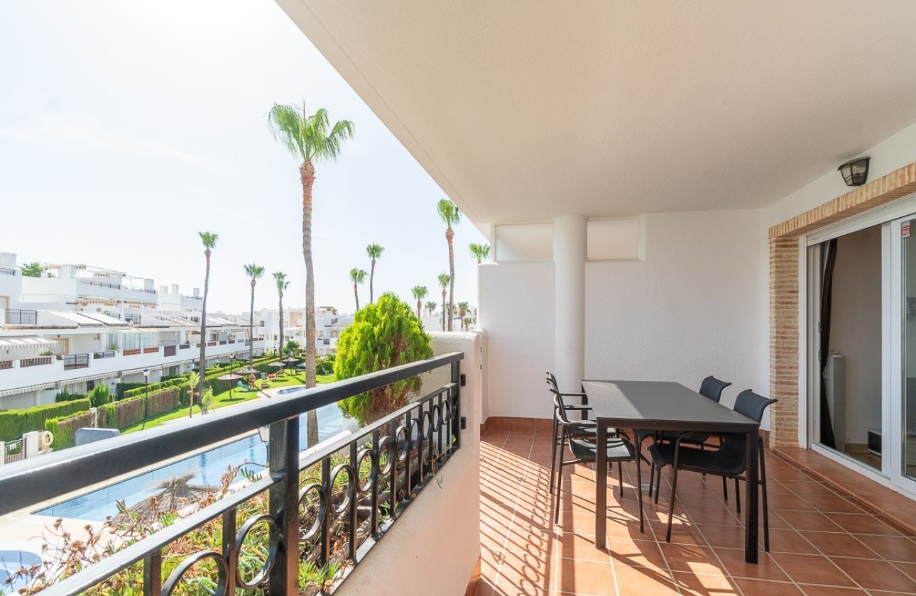 Sprzedaż - Apartament / Mieszkanie -
Orihuela Costa - Villamartín