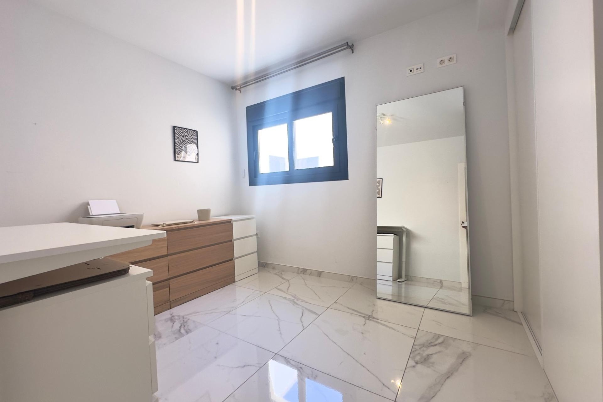 Sprzedaż - Apartament / Mieszkanie -
Orihuela Costa - Villamartín