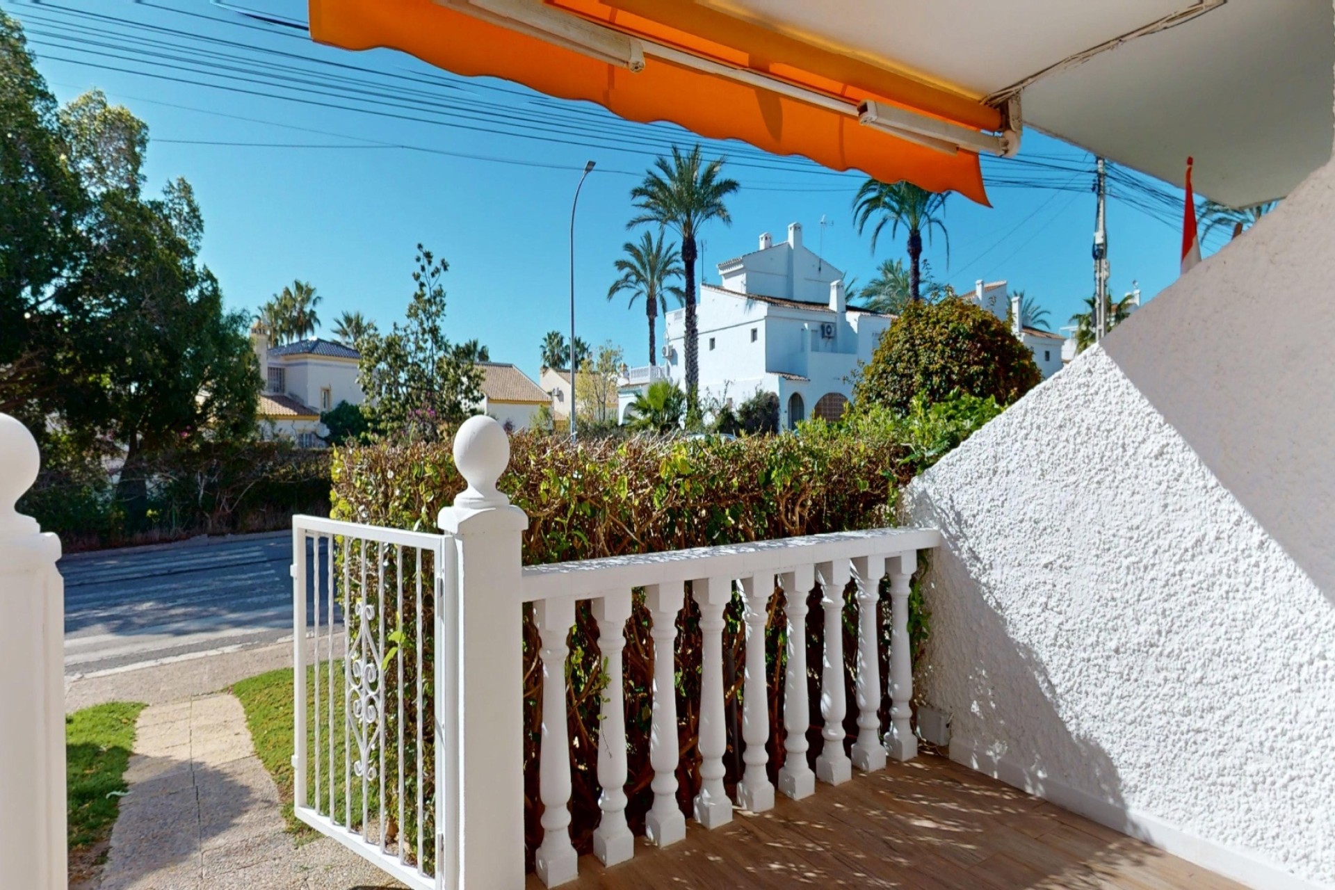 Sprzedaż - Apartament / Mieszkanie -
Orihuela Costa - Villamartín