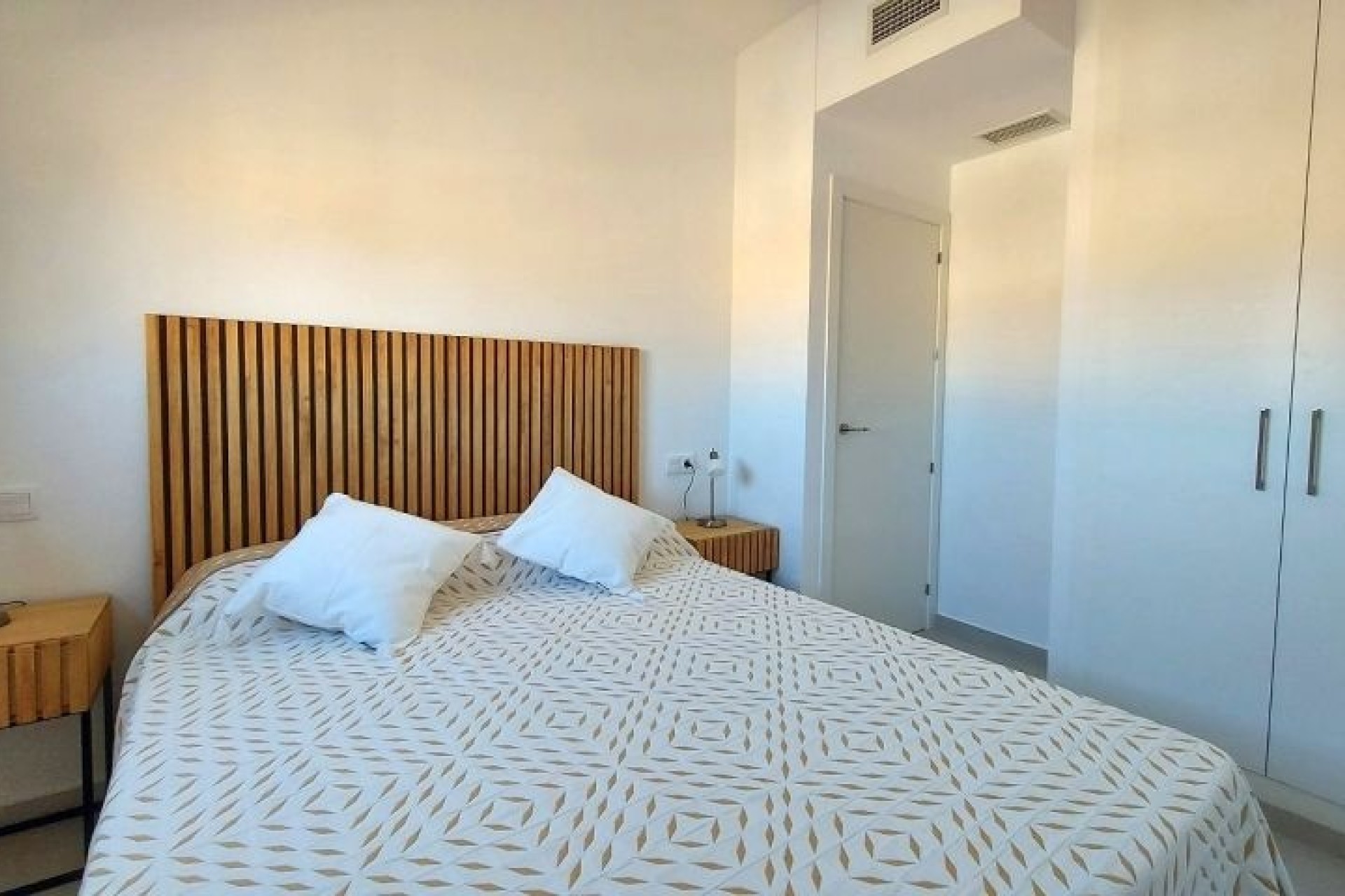 Sprzedaż - Apartament / Mieszkanie -
Orihuela Costa